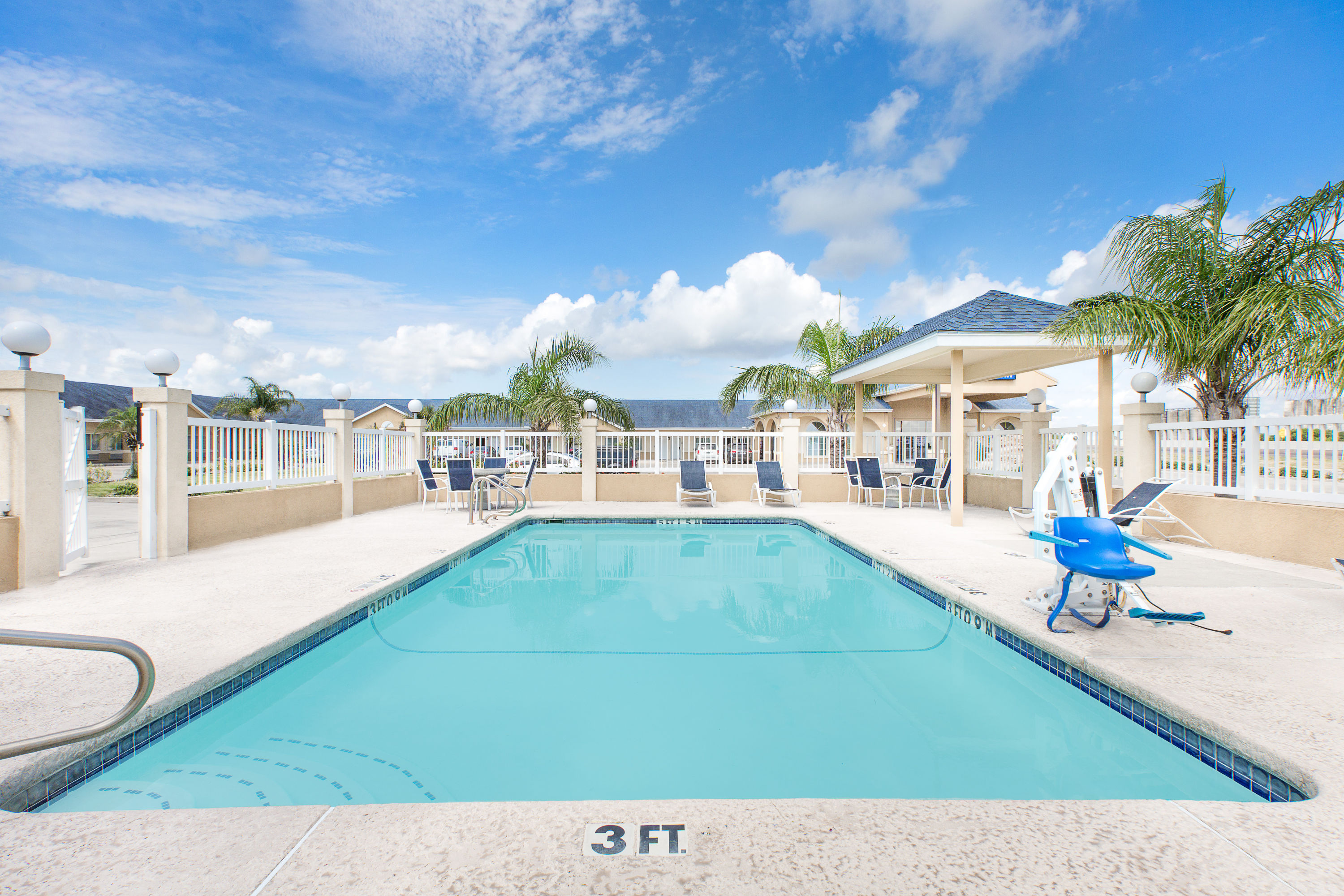 Days Inn By Wyndham Robstown Robstown Tx Hotels