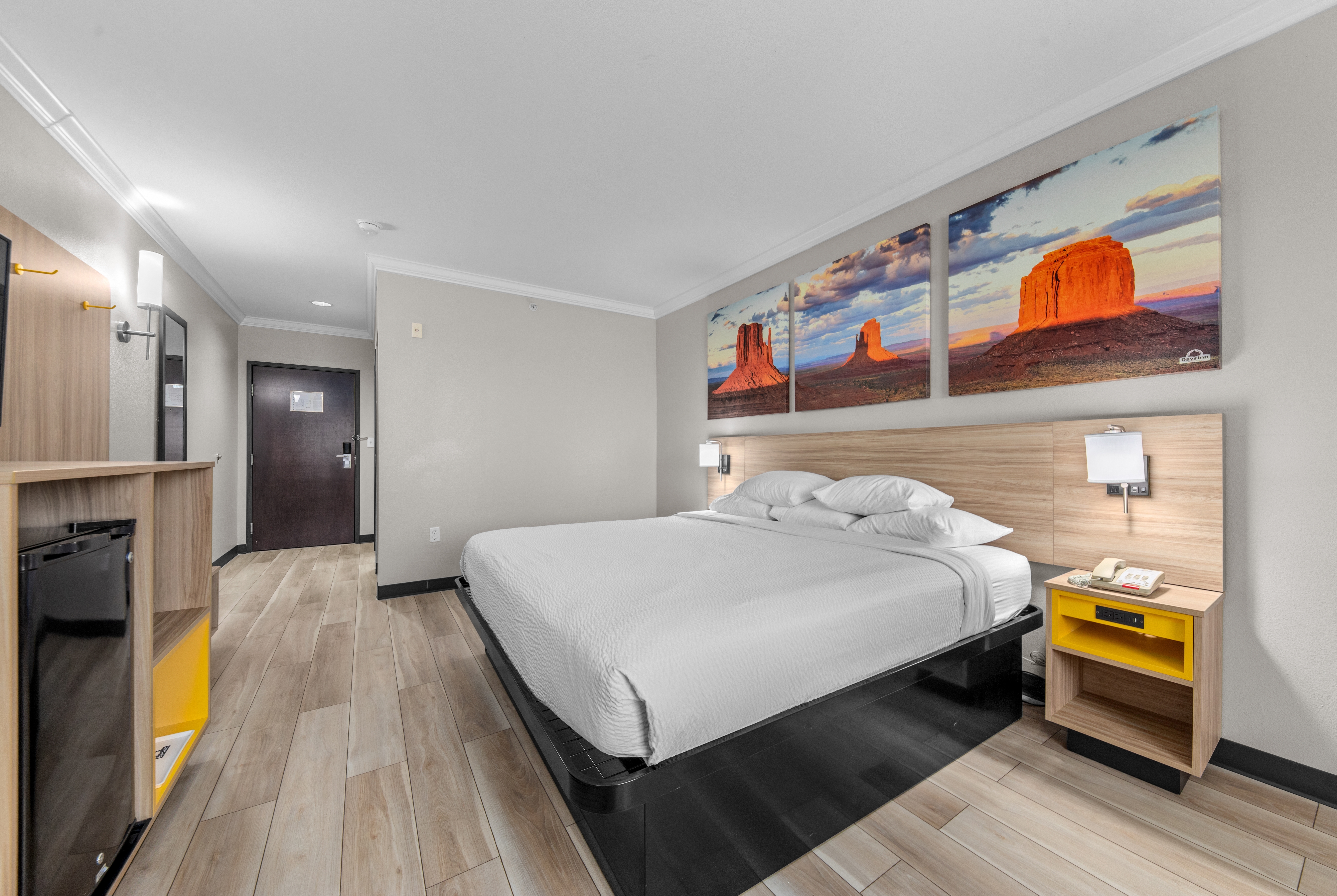 Guest room at the Days Inn by Wyndham Salado in Salado, Texas