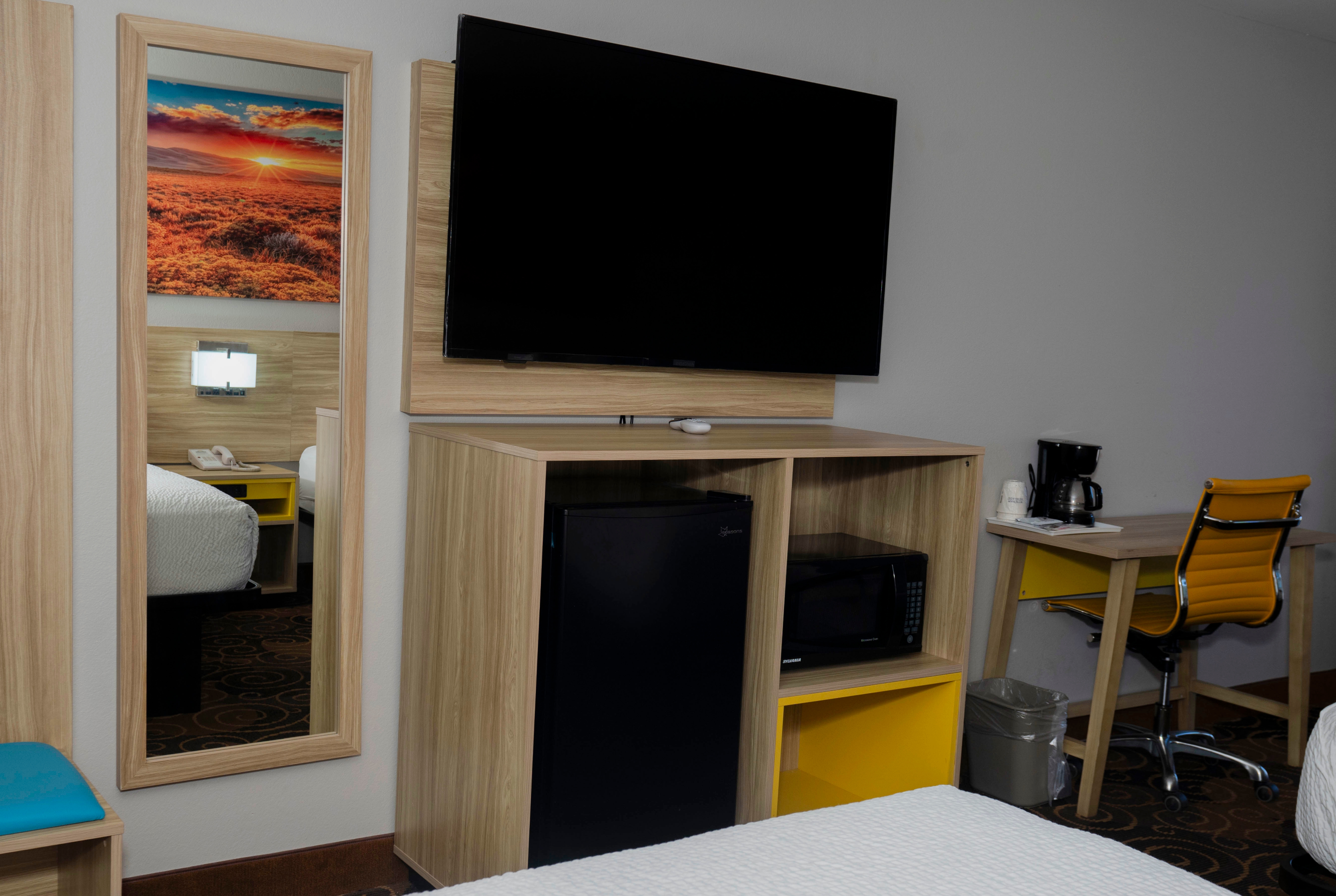 Guest room feature at the Days Inn by Wyndham San Angelo in San Angelo, Texas