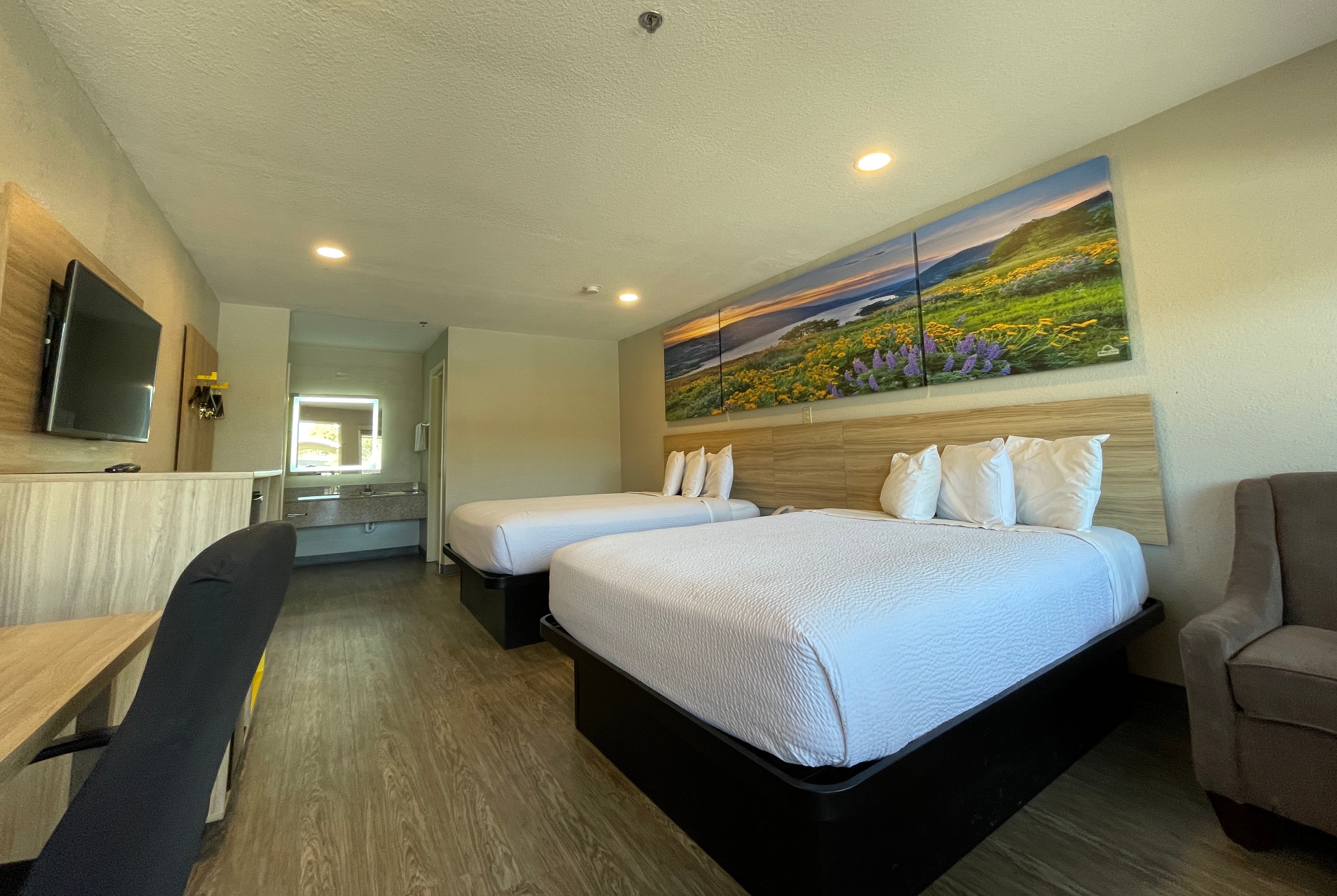 Days Inn by Wyndham Near Seaworld San Antonio