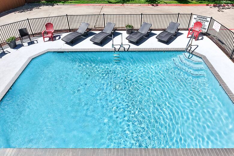 Pool at the Days Inn and Suites Sulphur Springs in Sulphur Springs, Texas