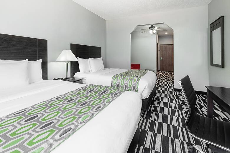 Days Inn and Suites Sulphur Springs suite in Sulphur Springs, Texas