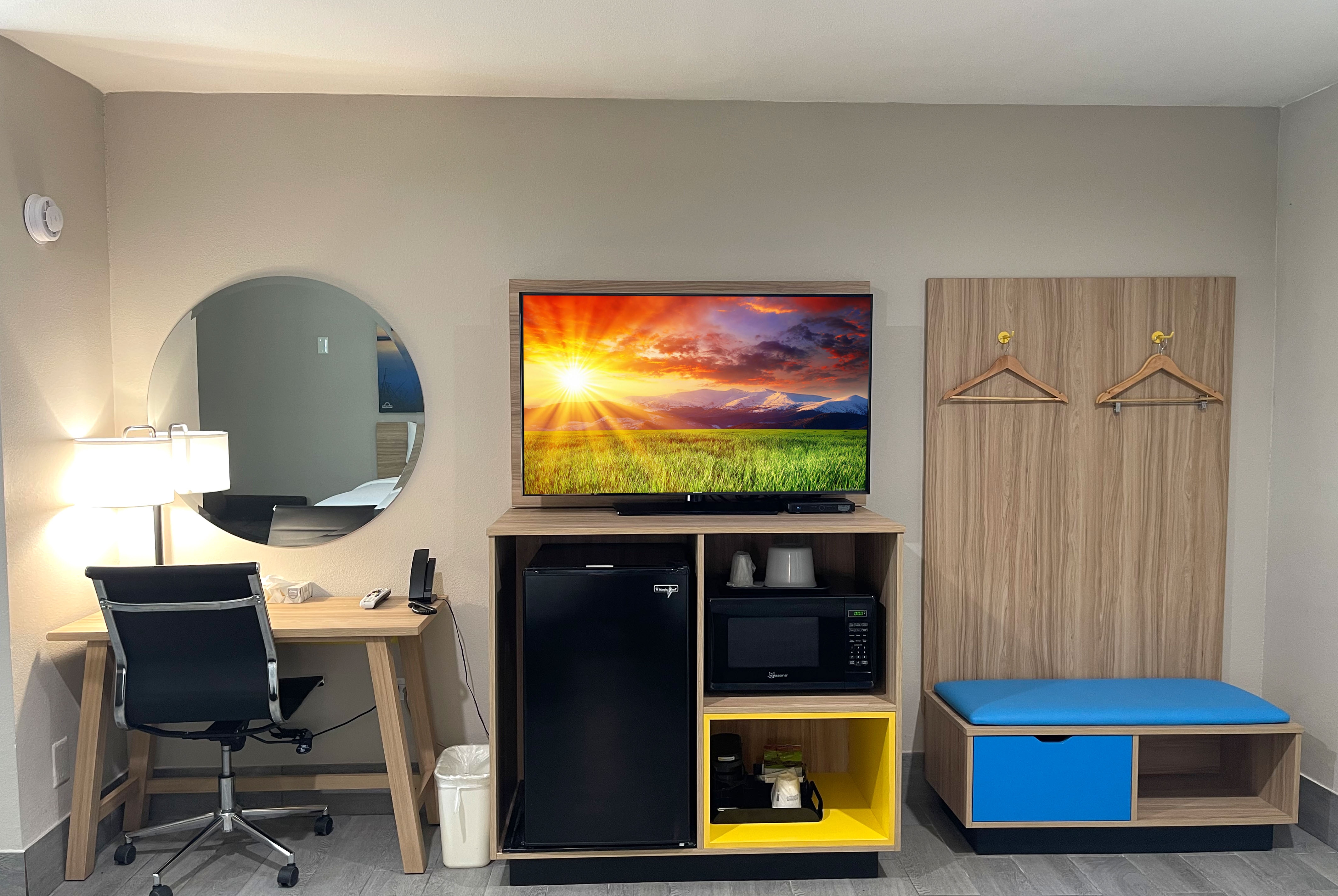 Guest room feature at the Days Inn by Wyndham Sulphur Springs in Sulphur Springs, Texas