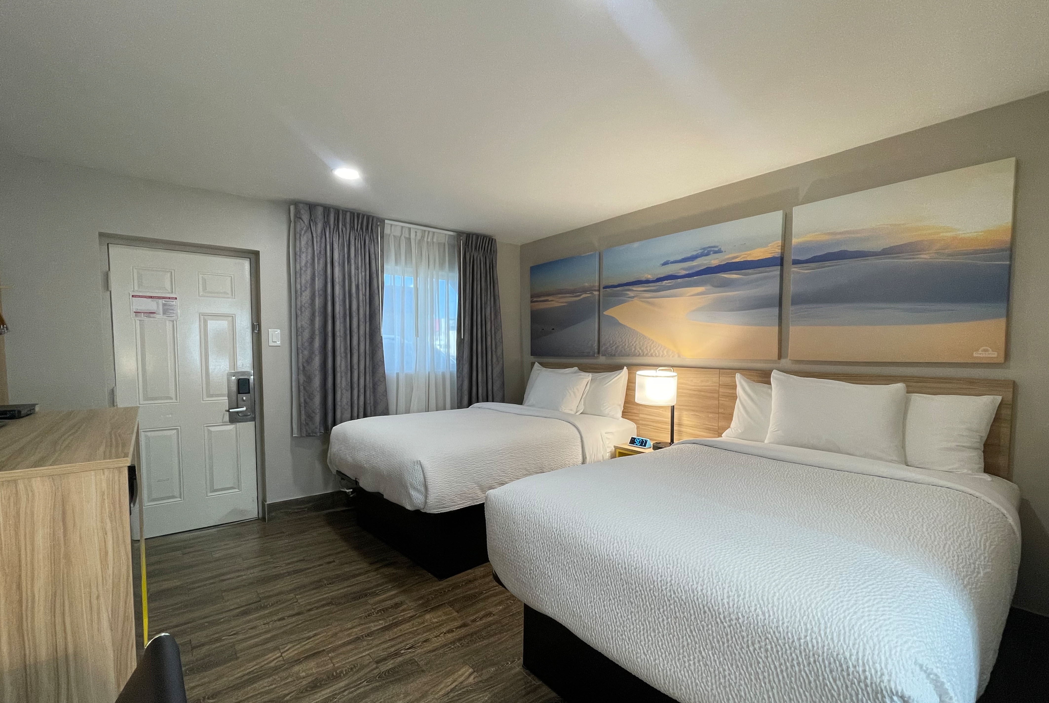 Guest room at the Days Inn by Wyndham Sulphur Springs in Sulphur Springs, Texas