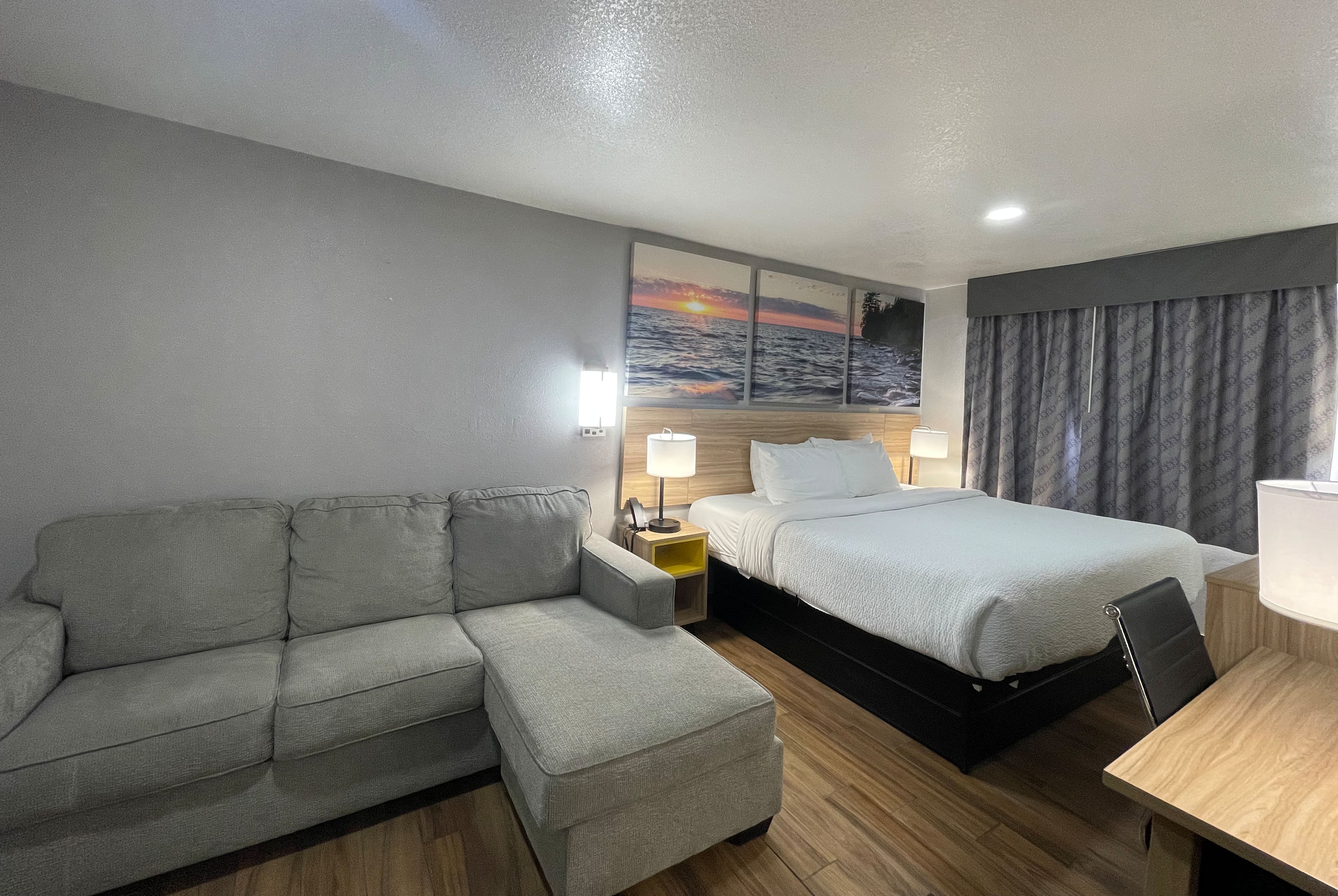 Guest room at the Days Inn by Wyndham Sulphur Springs in Sulphur Springs, Texas