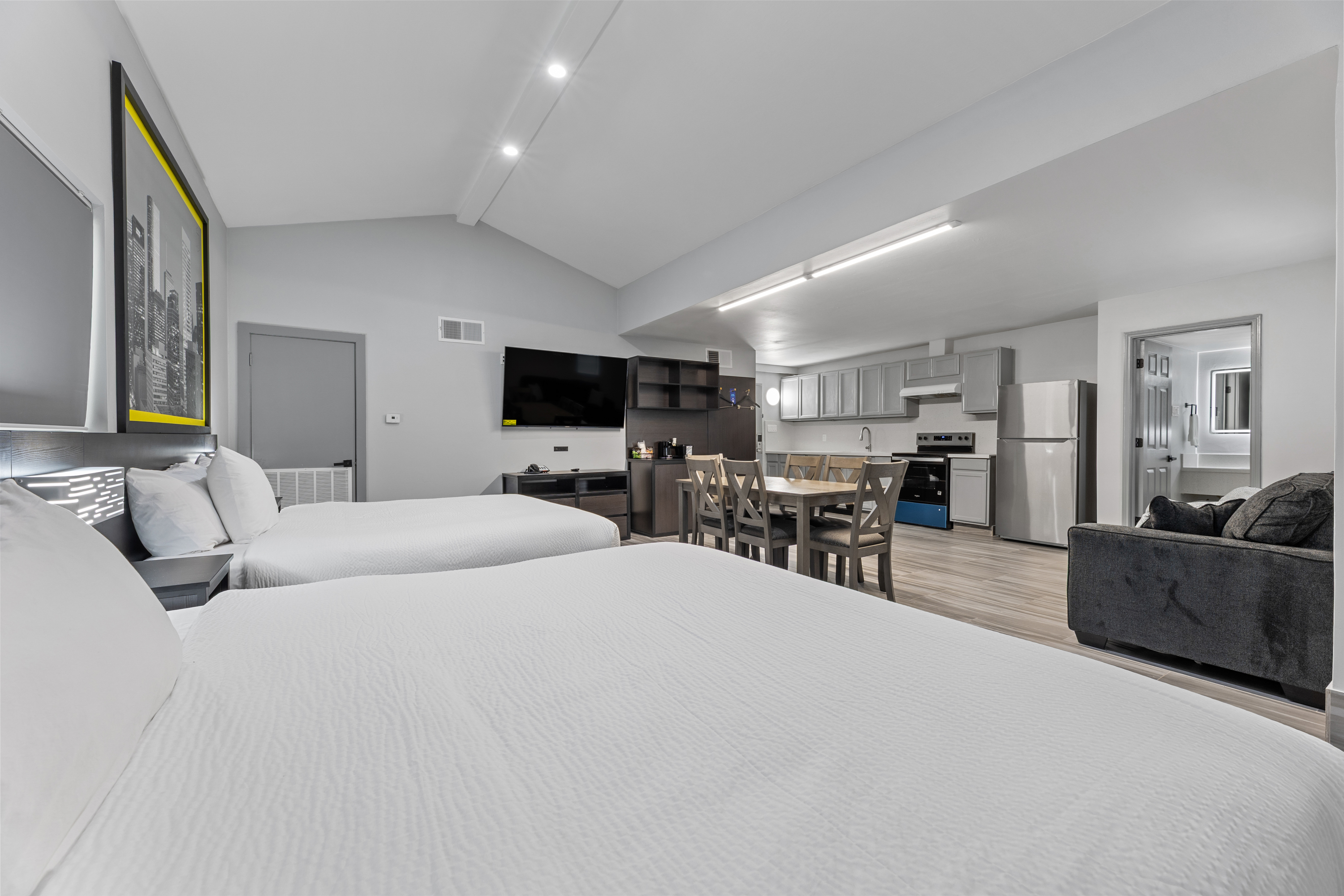 Guest room at the Days Inn & Suites by Wyndham Texas City/Galveston Area in Texas City, Texas