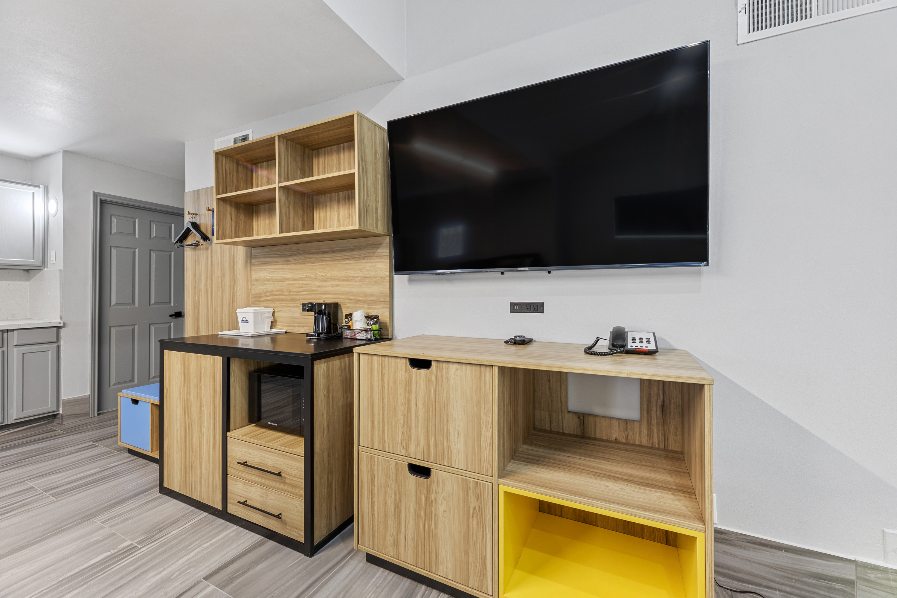 Guest room at the Days Inn & Suites by Wyndham Texas City in Texas City, Texas