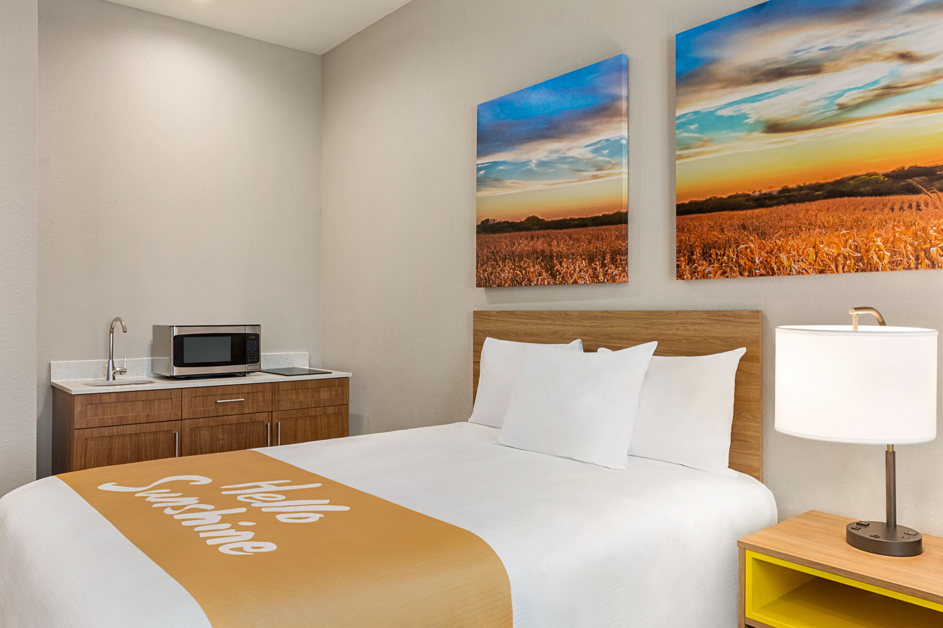 Days Inn & Suites by Wyndham Greater Tomball suite in Tomball, Texas
