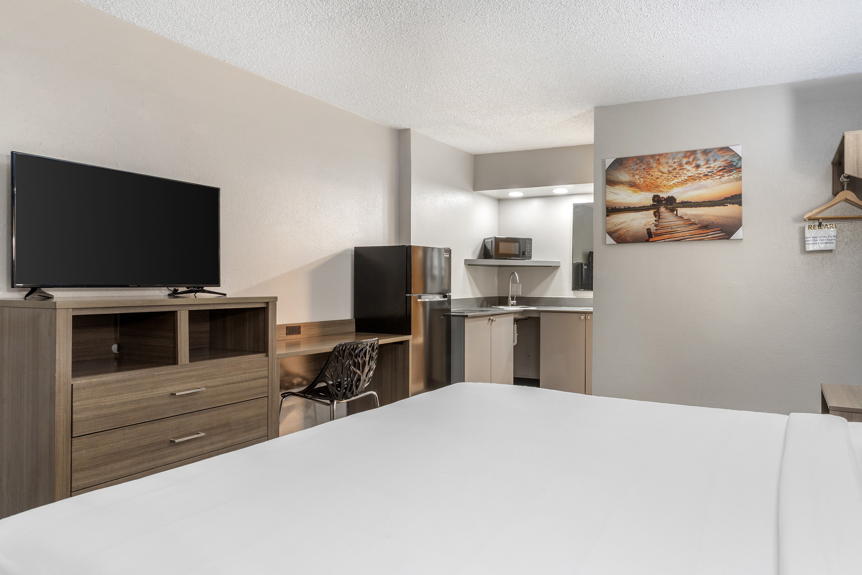 Guest room at the Days Inn by Wyndham Victoria TX East in Victoria, Texas