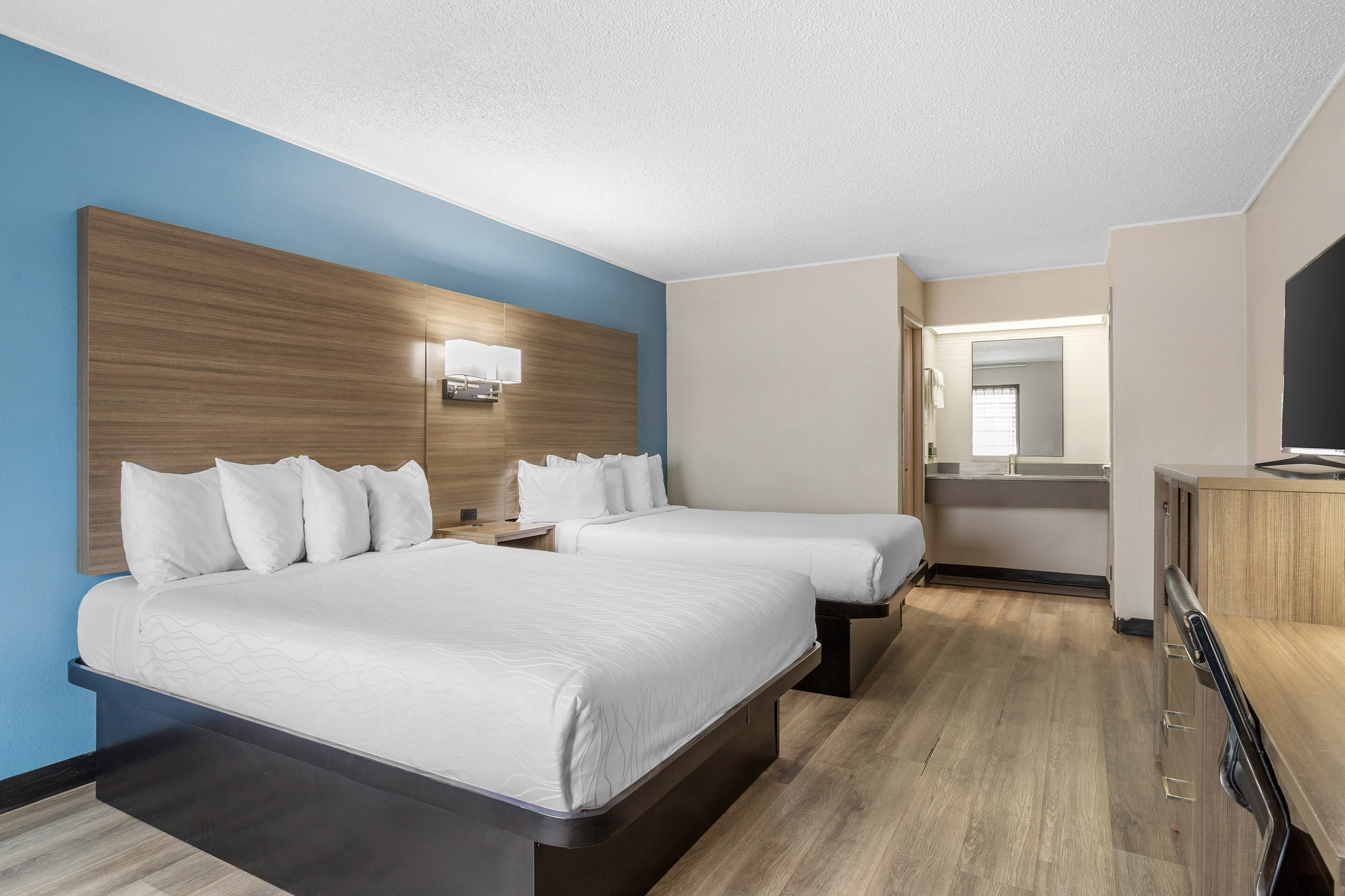 Guest room at the Days Inn by Wyndham Victoria TX East in Victoria, Texas