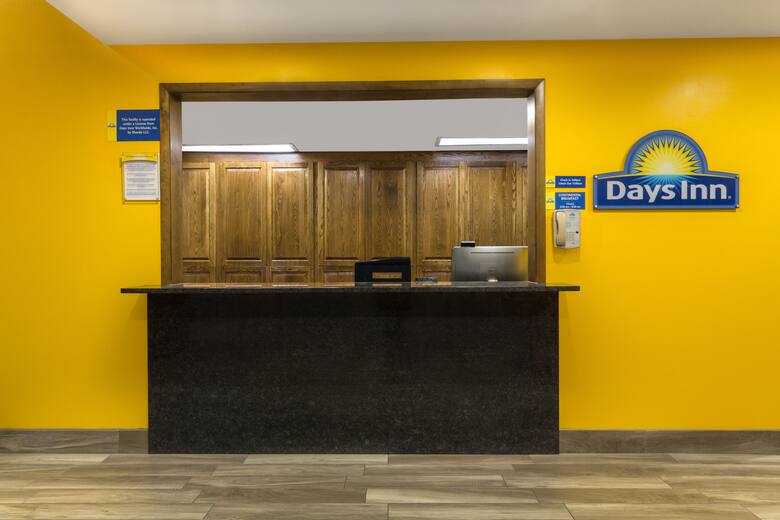 Days Inn By Wyndham Delta Hotels Ut 84624 Days Inn By Wyndham Delta Hotel Lobby In Utah