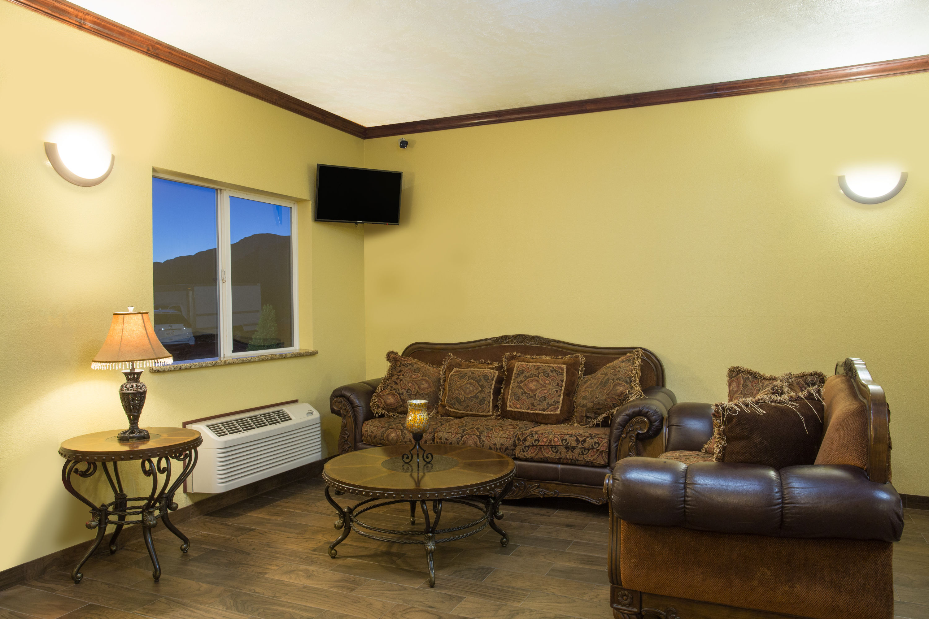 Days Inn By Wyndham Hurricane Zion National Park Area