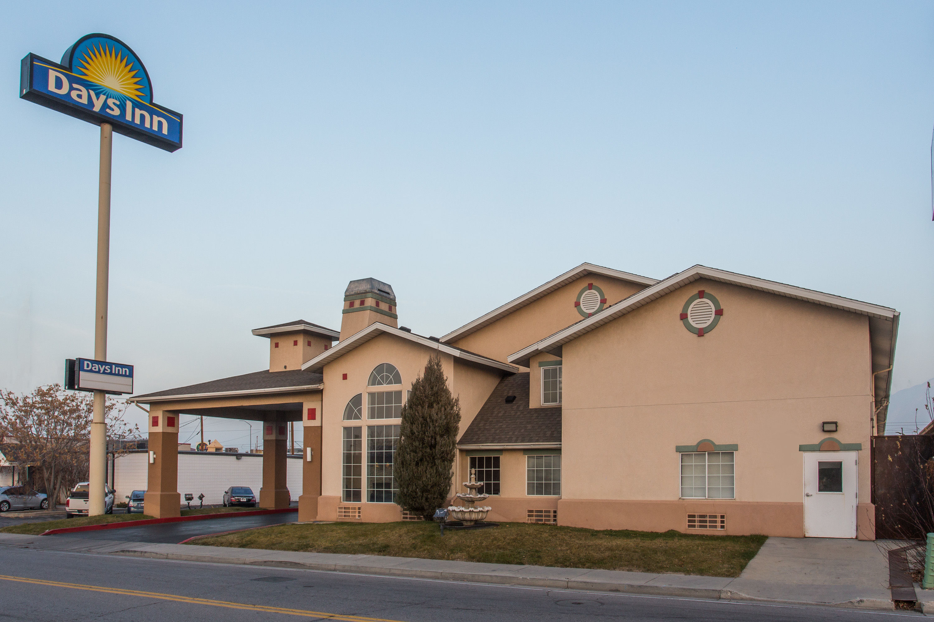 Days Inn By Wyndham Salt Lake City South Salt Lake City Ut Hotels
