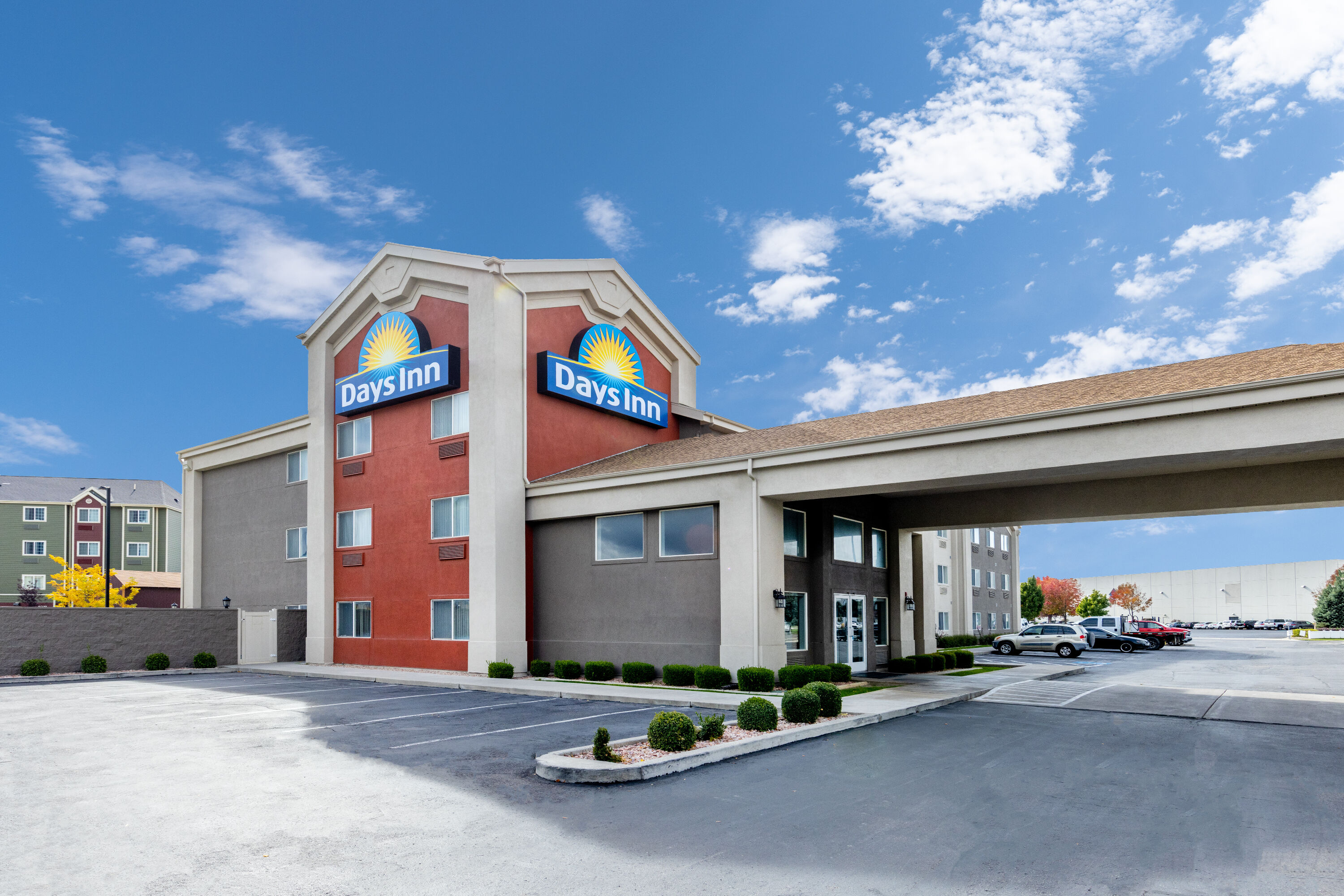 Exterior Day Image of Days Inn by Wyndham Springville hotel in Springville, Utah