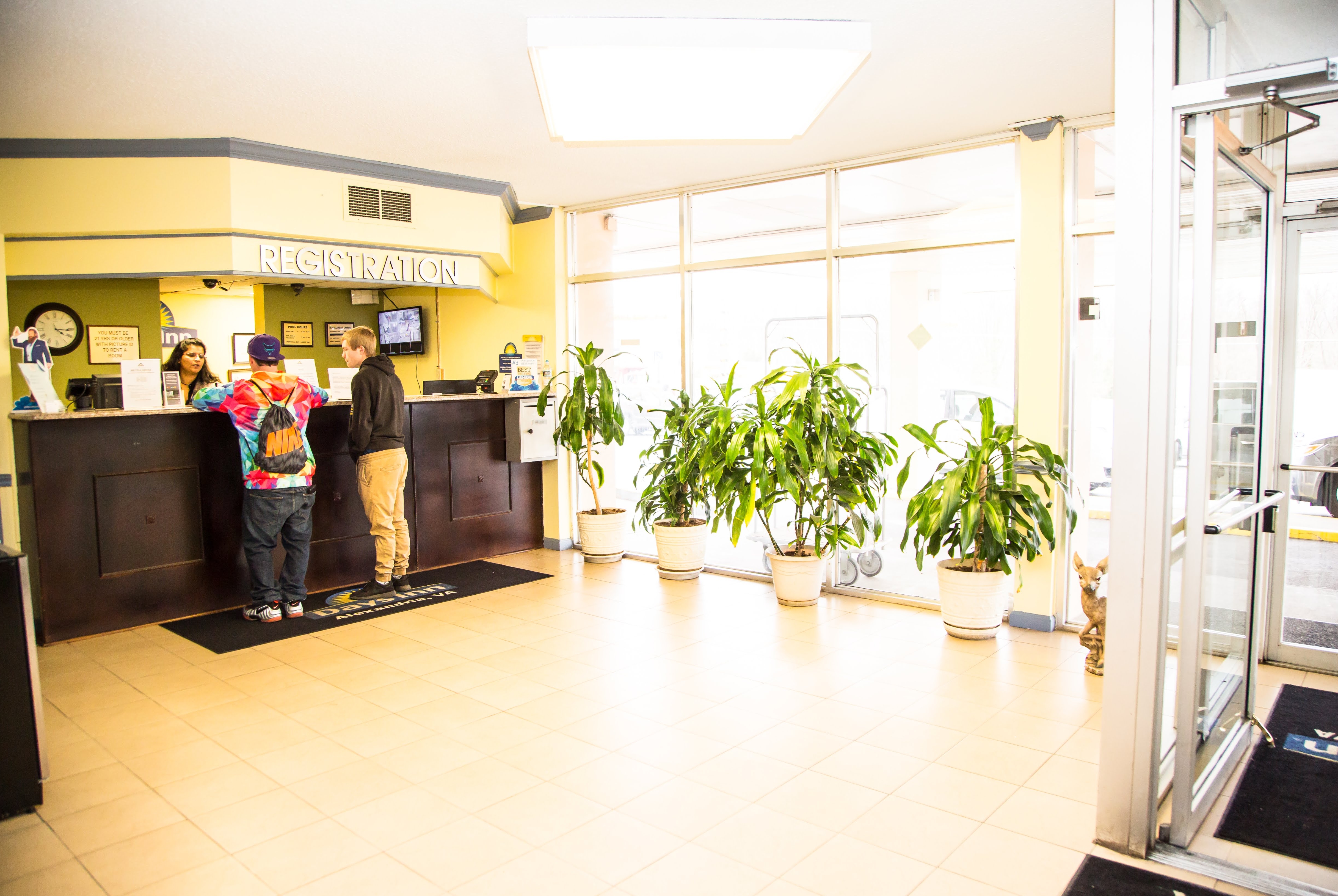 Days Inn Wyndham Alexandria South Alexandria  Hotels