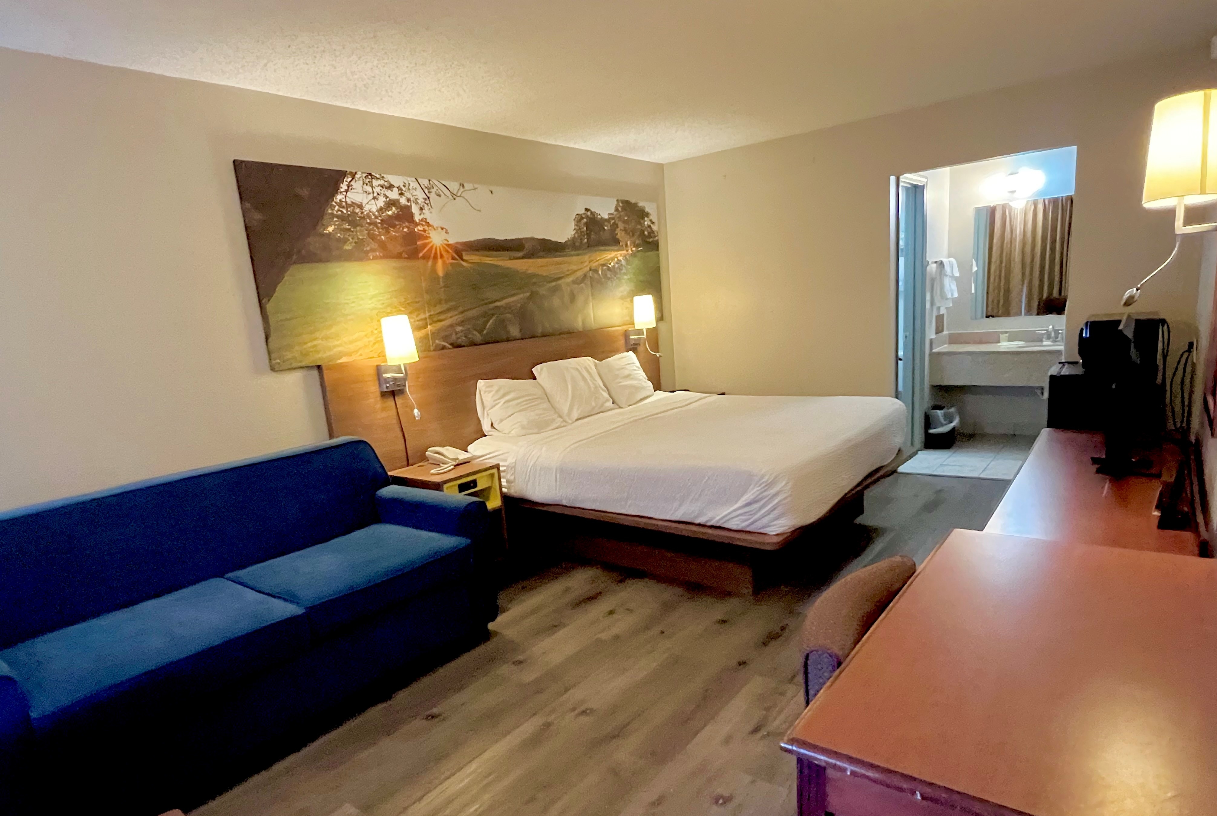 Guest room at the Days Inn by Wyndham Ashland in Ashland, Virginia