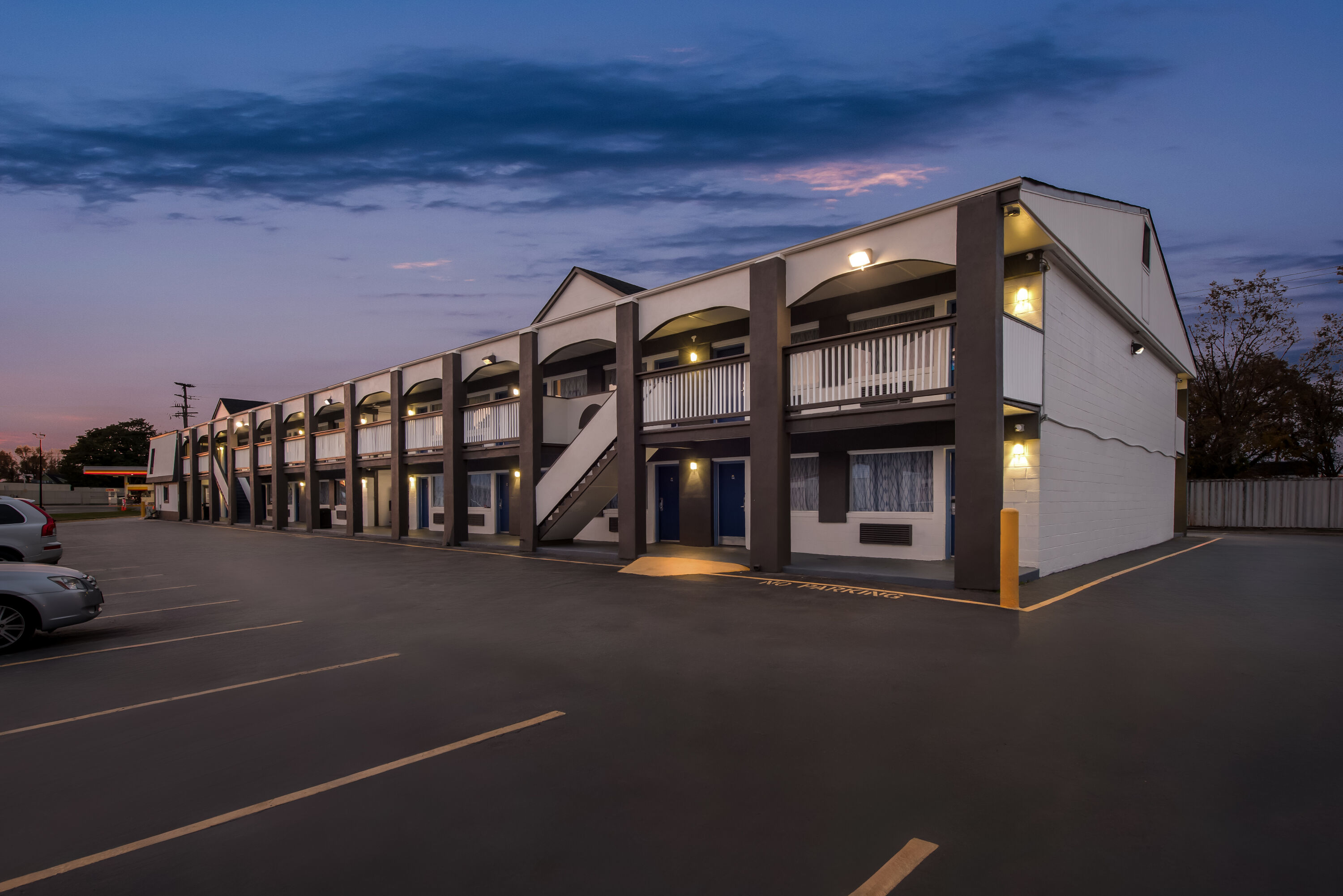 Exterior Night Image of Days Inn by Wyndham Chesapeake hotel in Chesapeake, Virginia