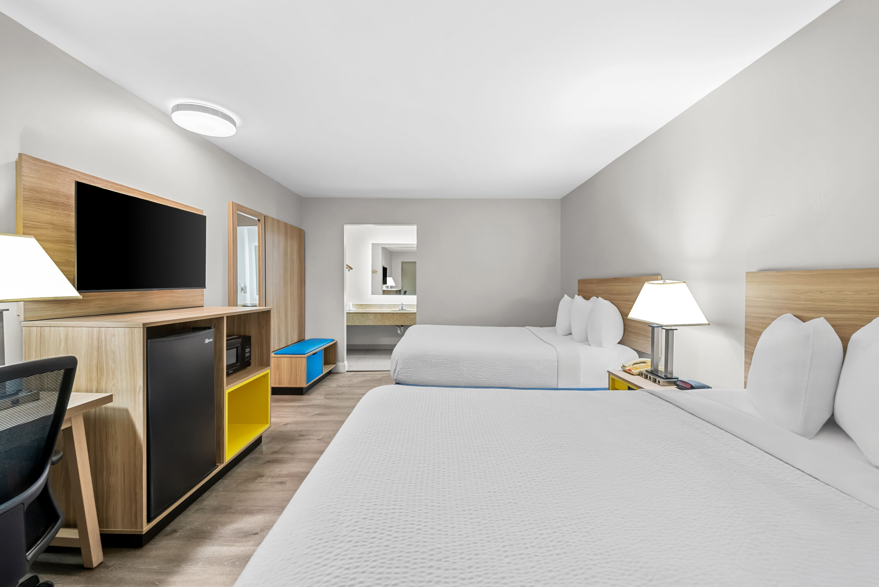 Double bed guest room at the Days Inn by Wyndham Chesapeake in Chesapeake, Virginia