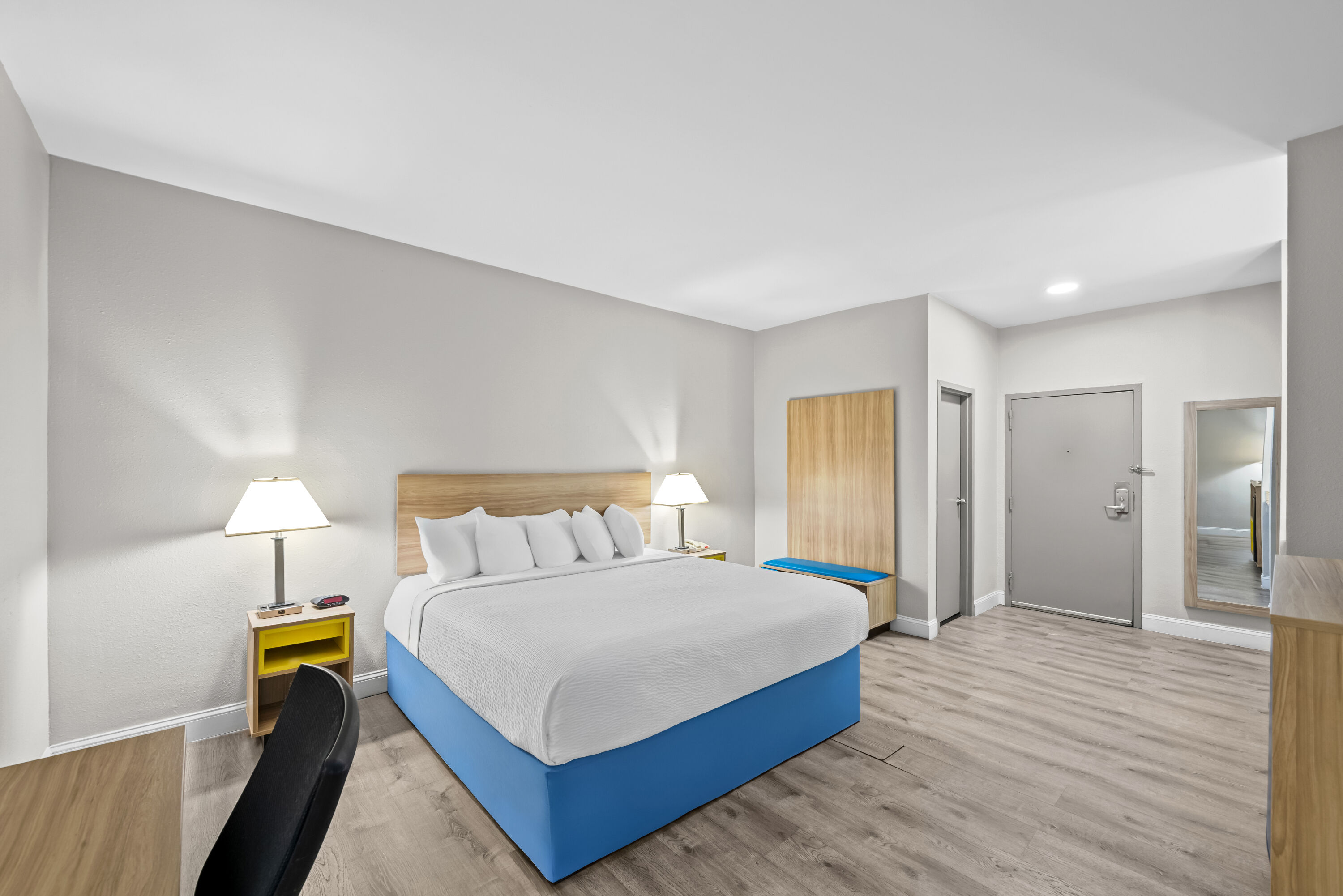 King bed guest room at the Days Inn by Wyndham Chesapeake in Chesapeake, Virginia