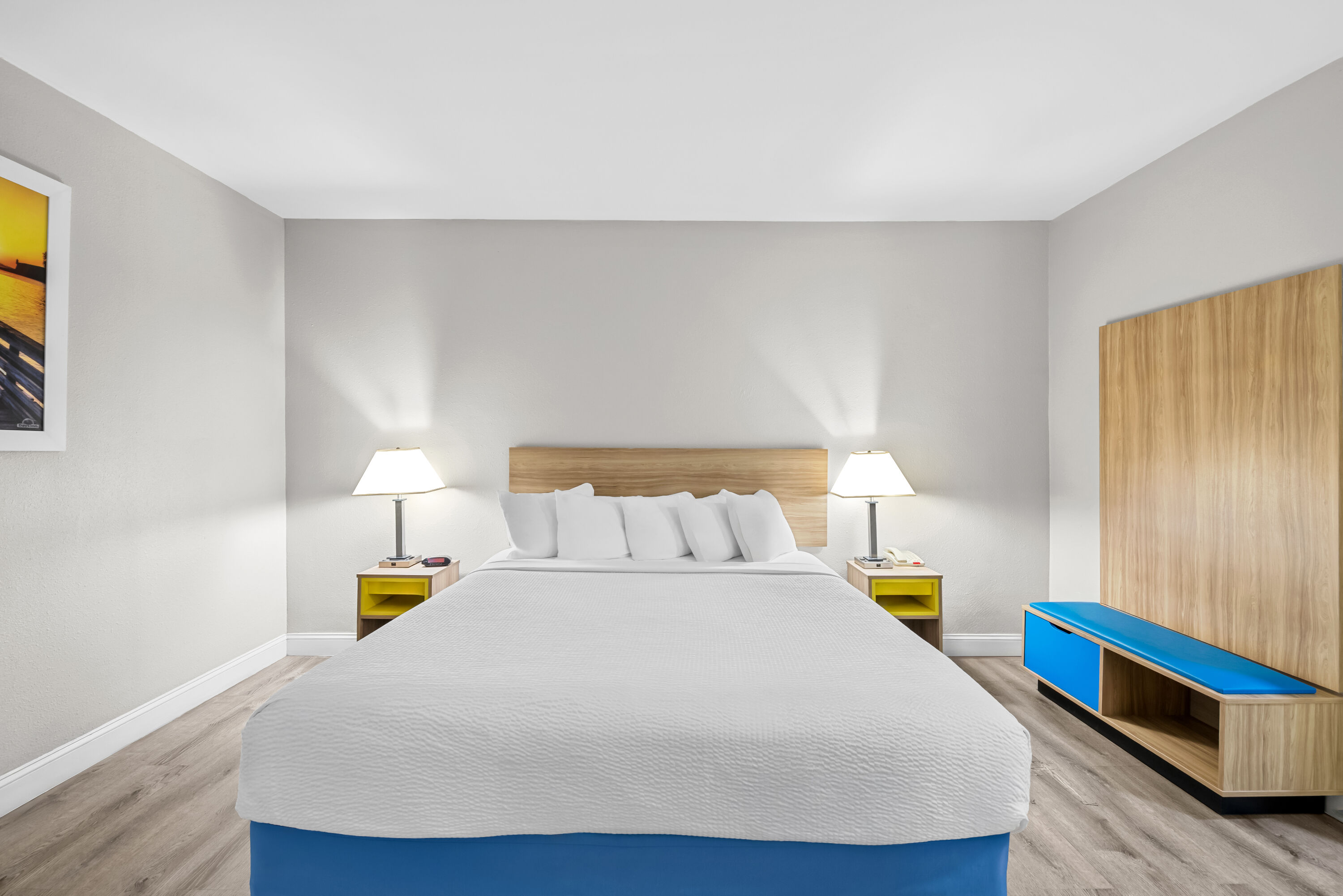 King bed guest room at the Days Inn by Wyndham Chesapeake in Chesapeake, Virginia