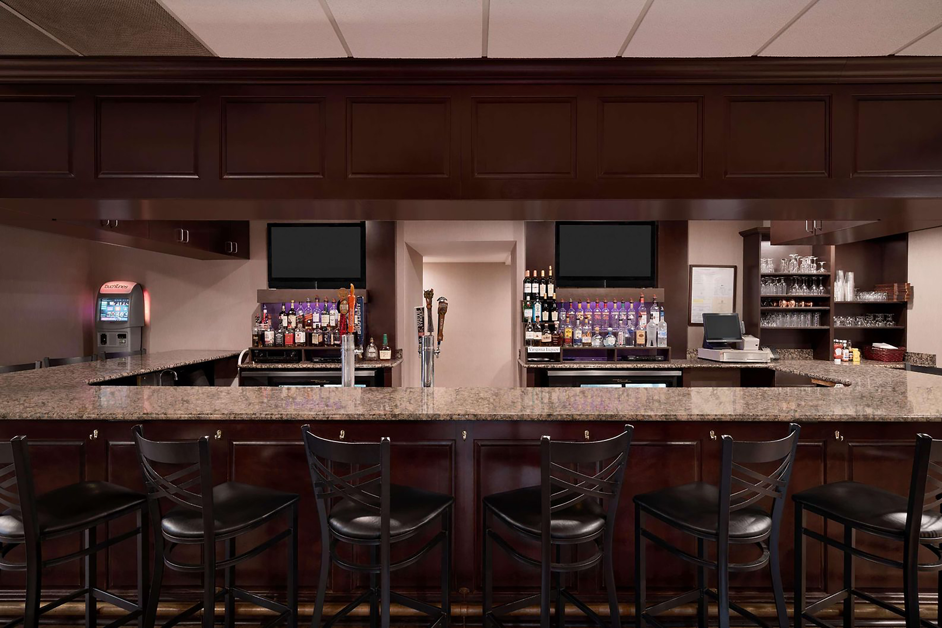 Bar at Days Inn by Wyndham Culpeper in Culpeper, Virginia