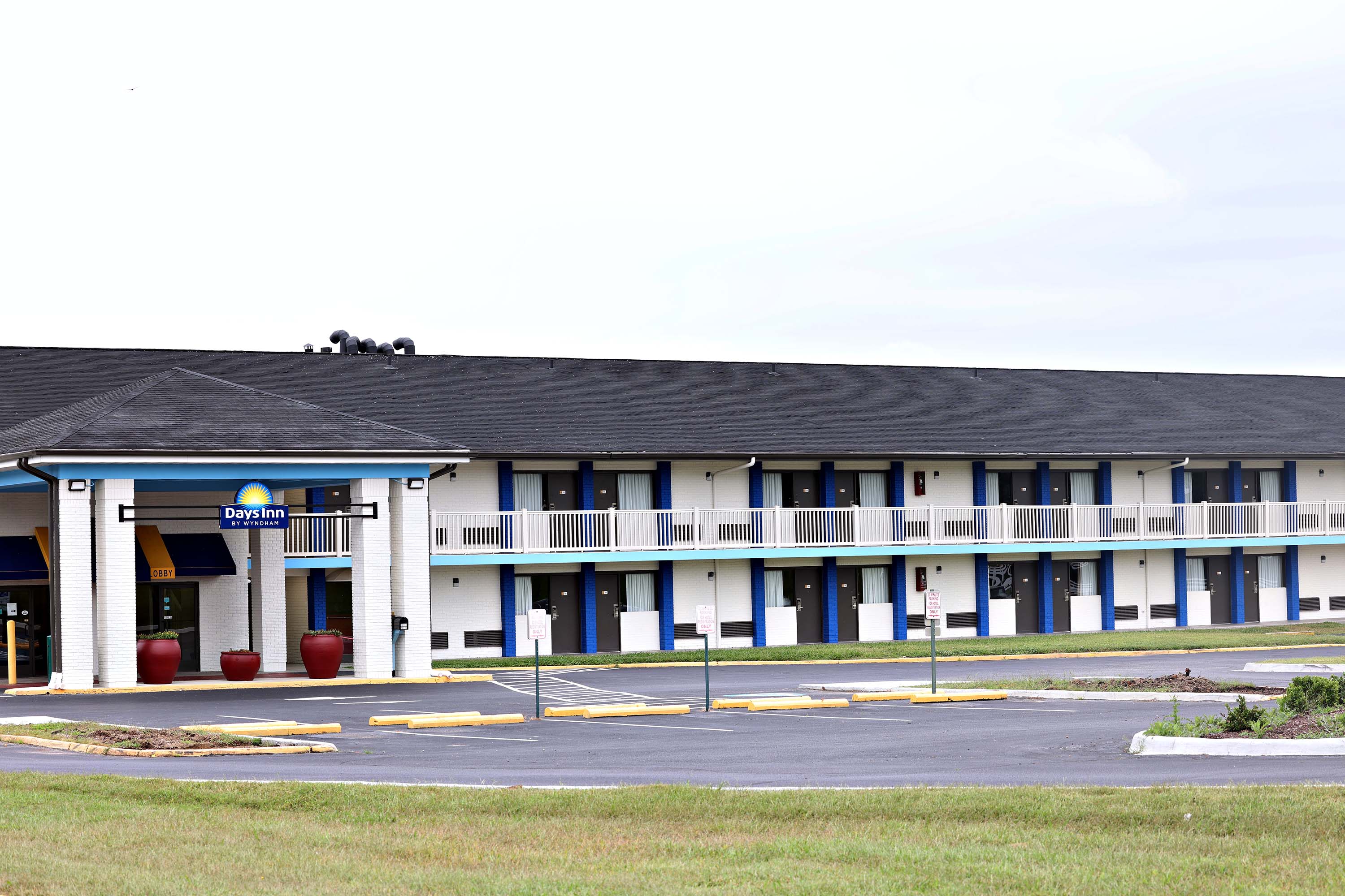 Days Inn by Wyndham Doswell / Kings Dominion Area | Doswell, VA Hotels