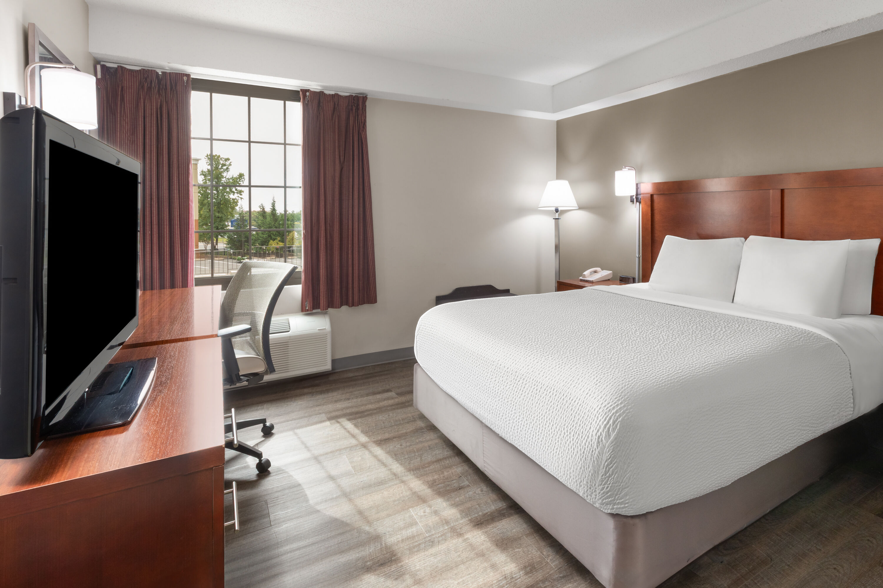 Guest room at the Days Inn by Wyndham Dumfries Quantico in Dumfries, Virginia