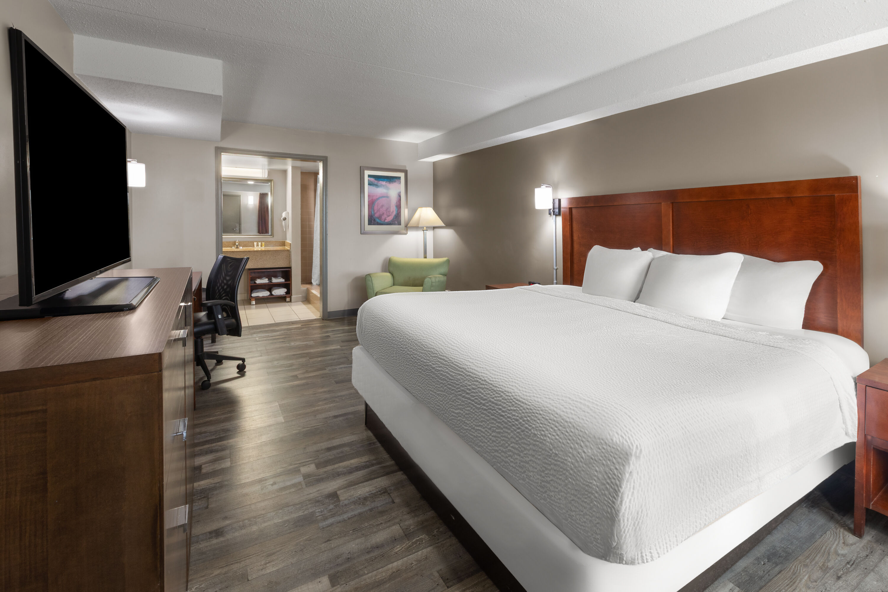 Guest room at the Days Inn by Wyndham Dumfries Quantico in Dumfries, Virginia