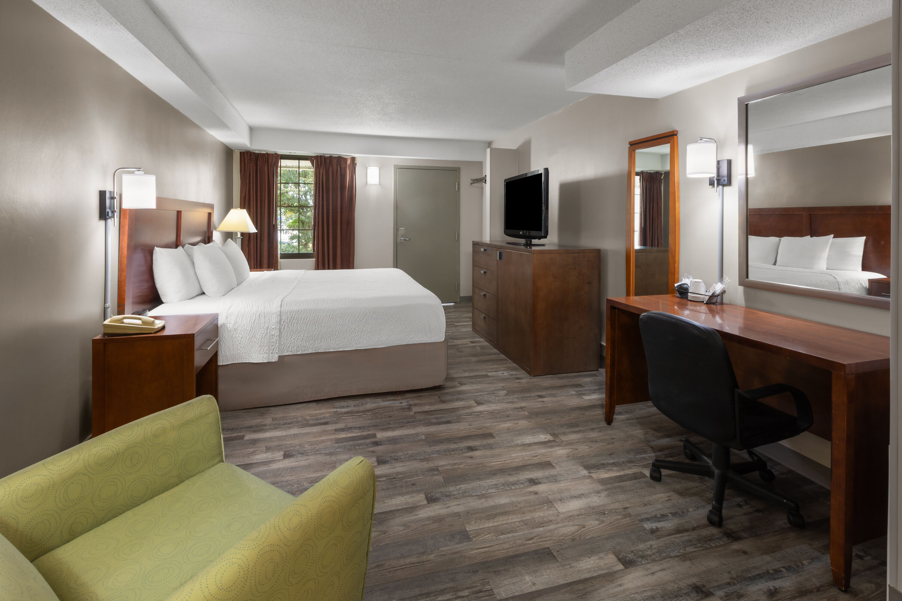 Guest room at the Days Inn by Wyndham Dumfries Quantico in Dumfries, Virginia