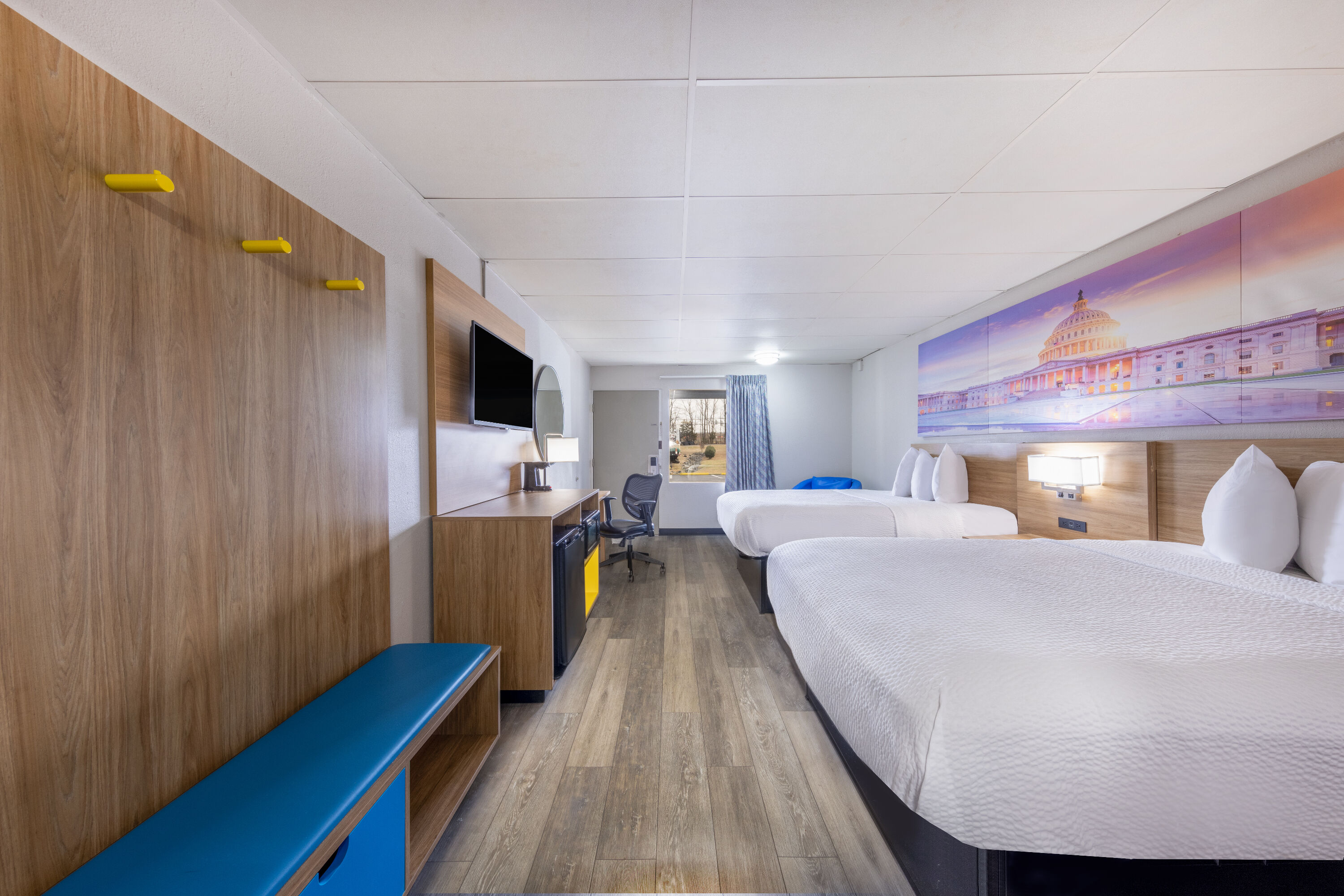 Guest room at the Days Inn by Wyndham Fredericksburg North in Fredericksburg, Virginia