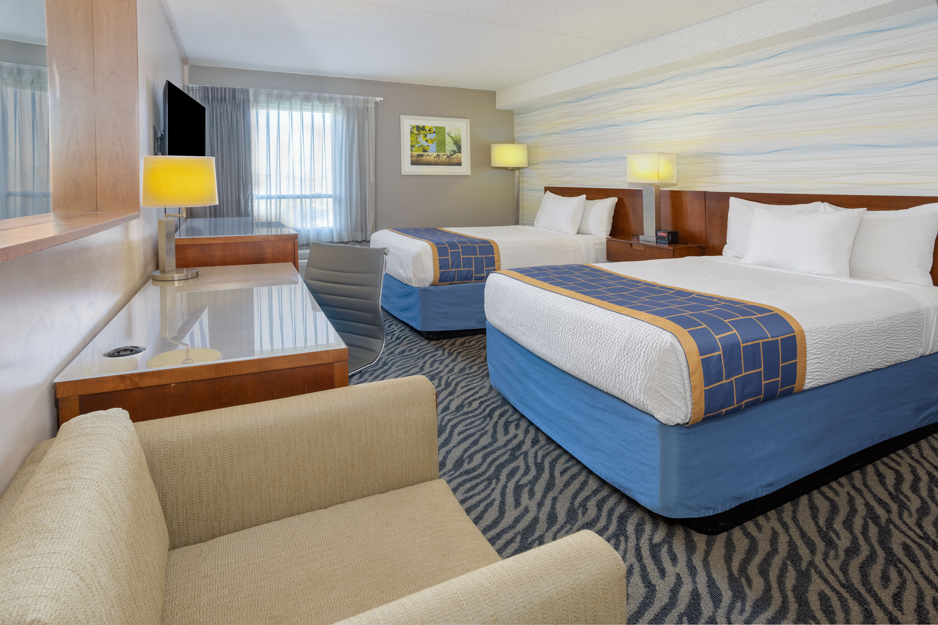 Guest room at the Days Inn by Wyndham Manassas Battlefield in Manassas, Virginia