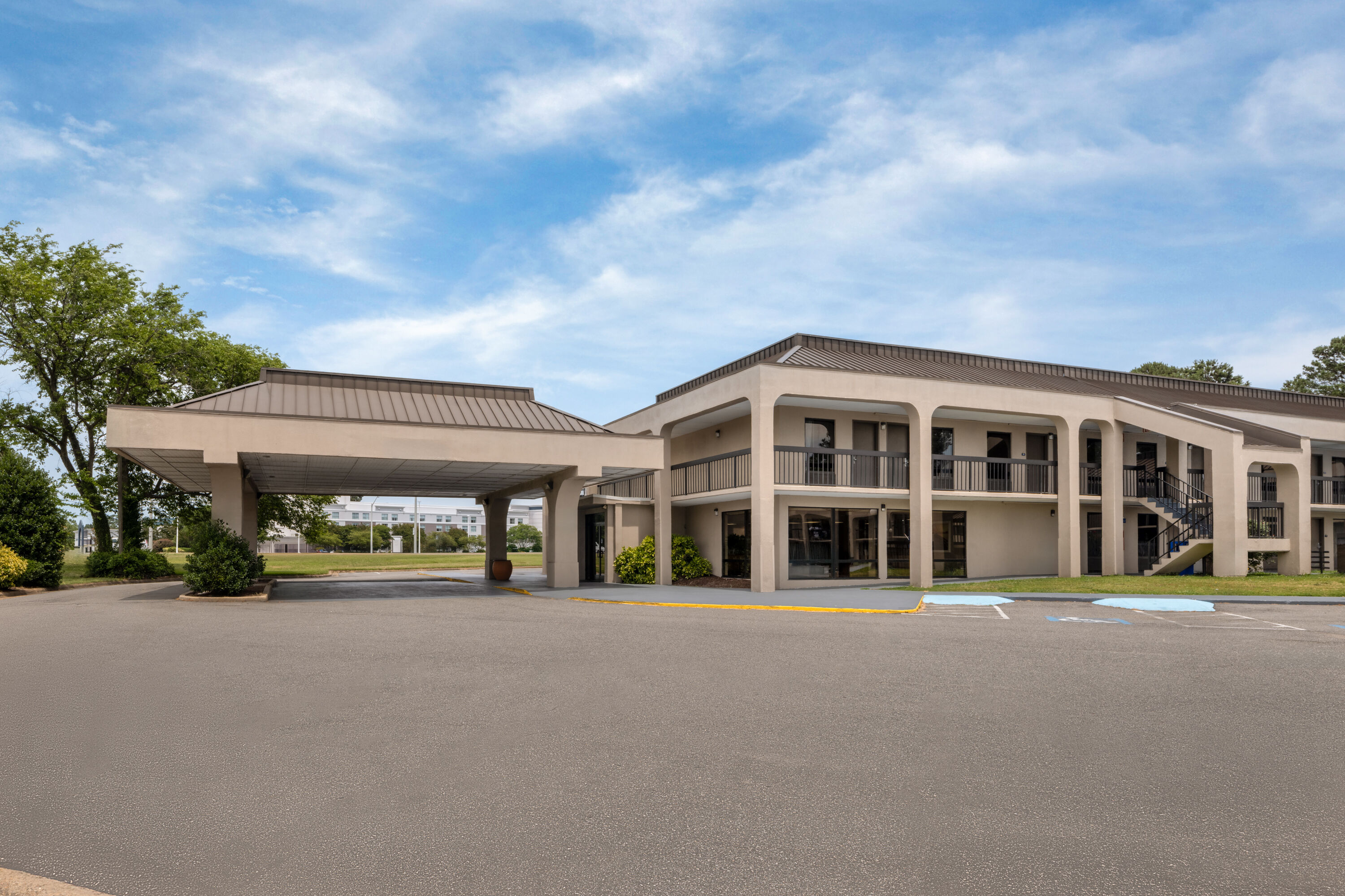 Exterior Day Image of Days Inn by Wyndham Norfolk Airport hotel in Norfolk, Virginia