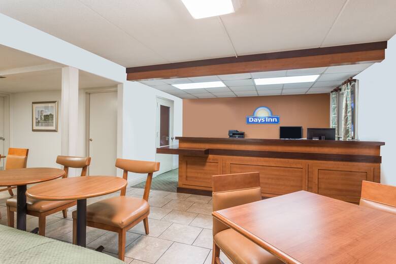 Hotels In Tahannock Va Rouydadnews Info Days Inn Tahannock Hotels Va 22560