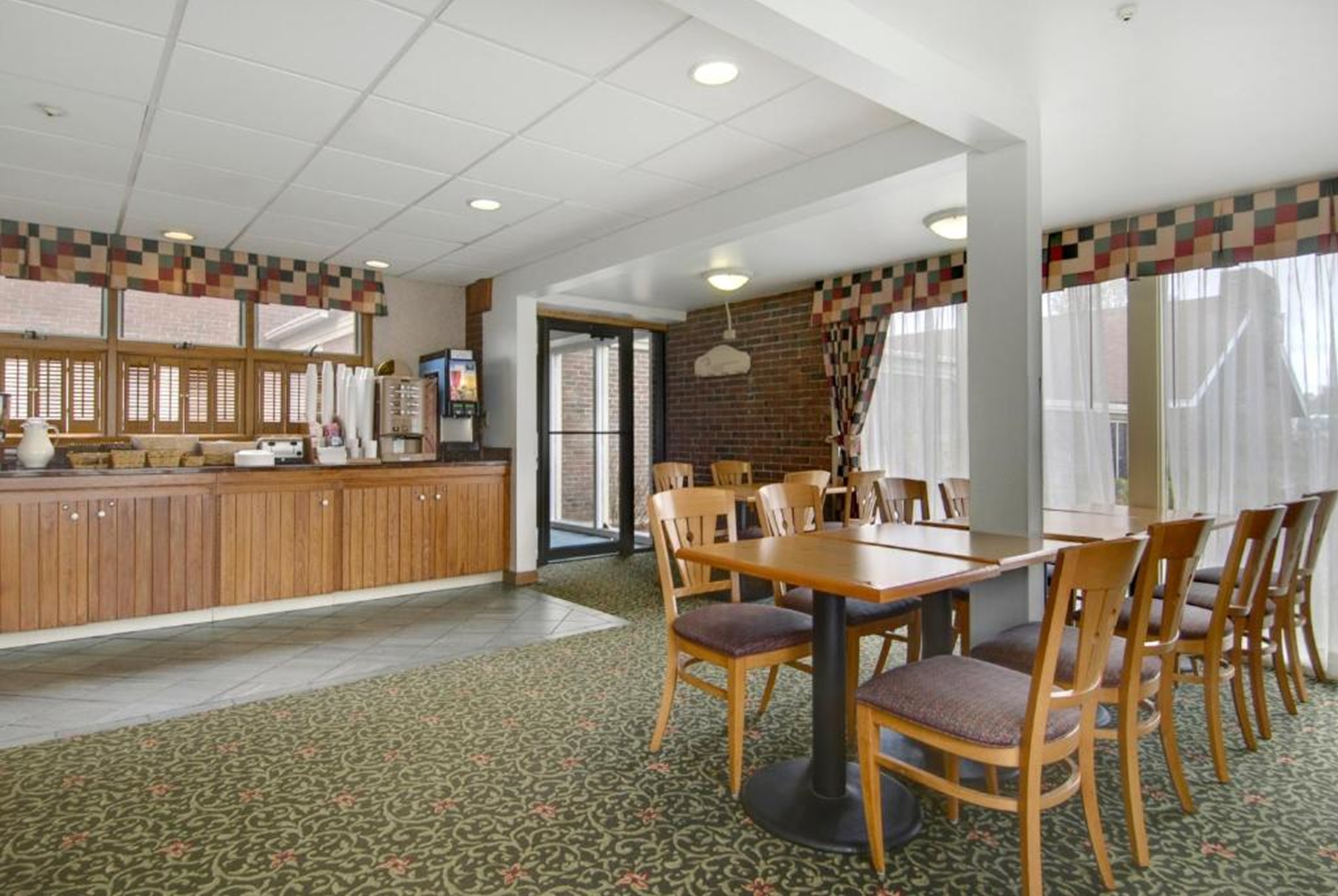 Free breakfast at Days Inn by Wyndham Rutland/Killington Area in Rutland, Vermont