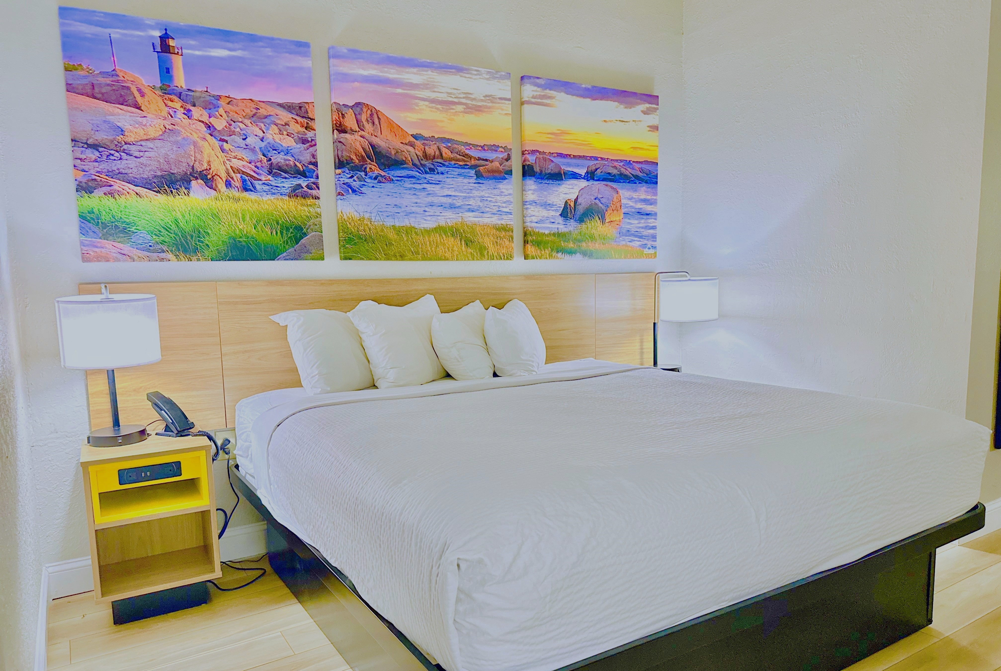 Guest room at the Days Inn by Wyndham Rutland/Killington Area in Rutland, Vermont