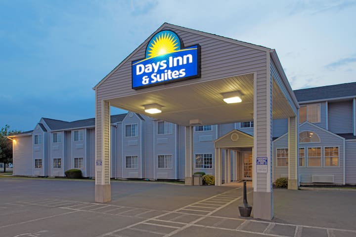 Days Inn Suites By Wyndham Spokane Airport Airway Heights Wyndham Spokane Airport Airway Heights