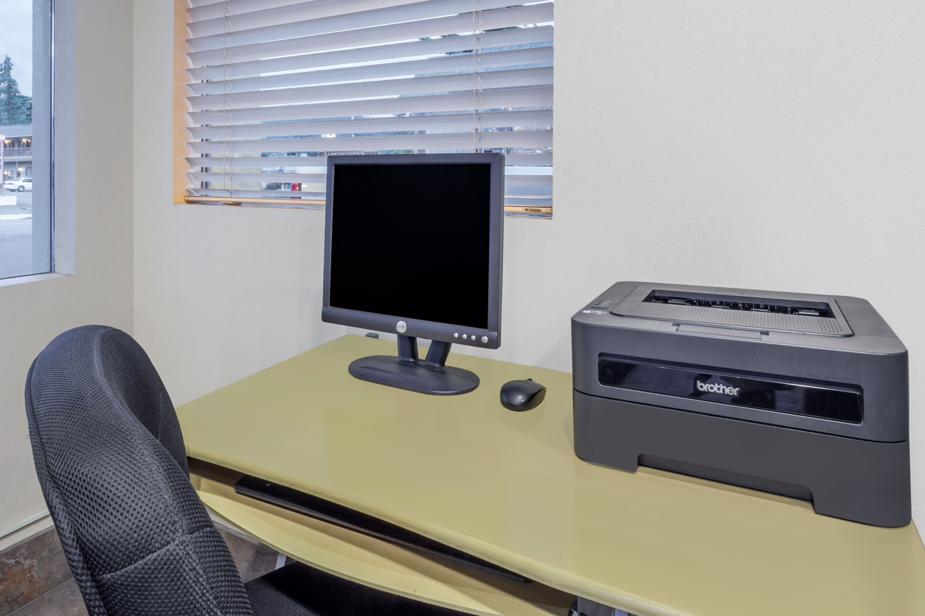 Days Inn by Wyndham Bellingham business center in Bellingham, Washington