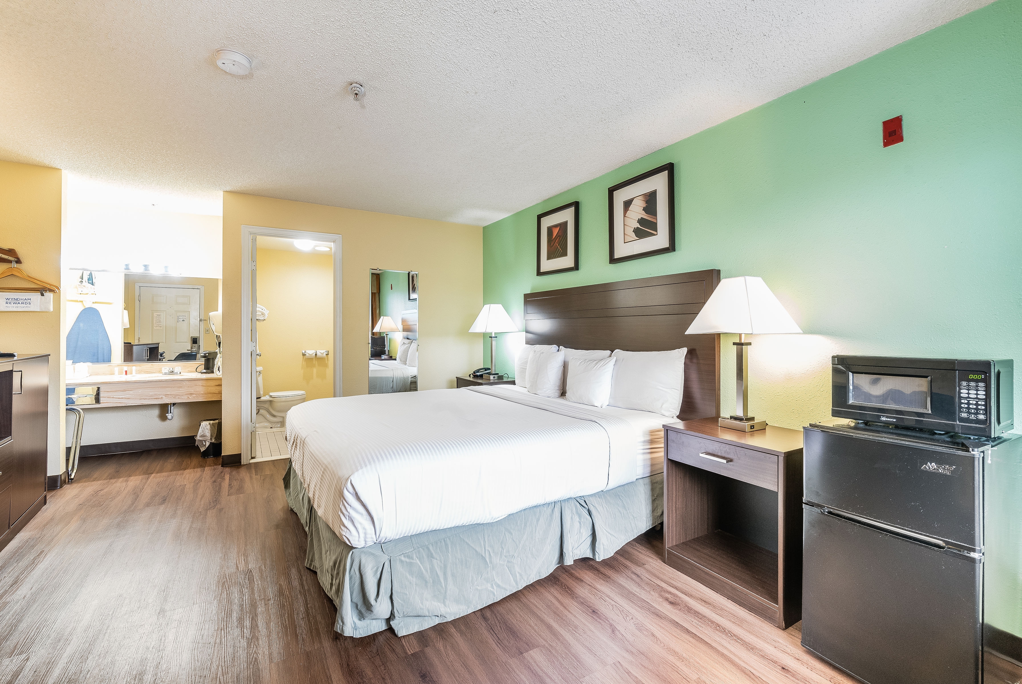 Guest room at the Days Inn by Wyndham Federal Way in Federal Way, Washington
