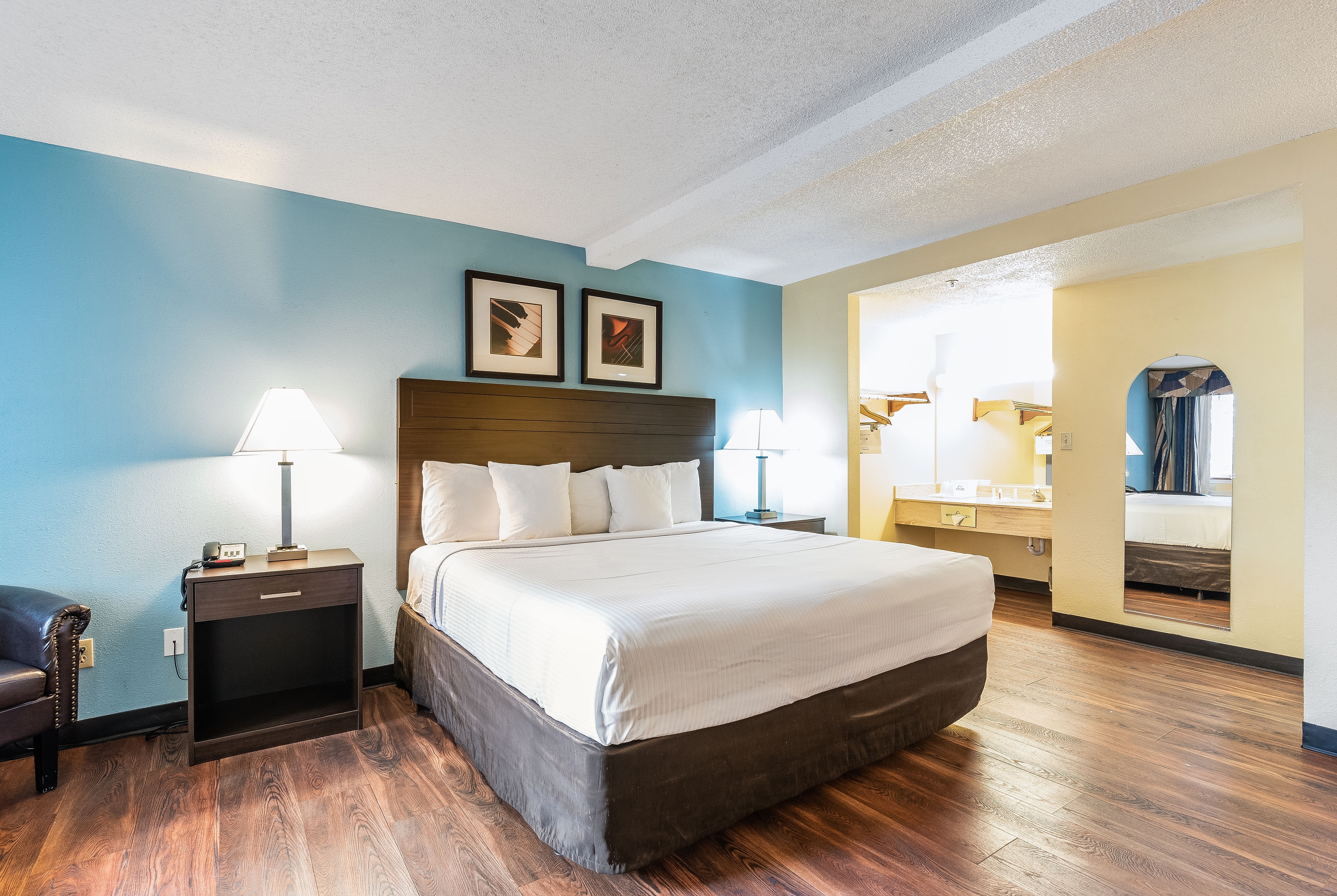 Guest room at the Days Inn by Wyndham Federal Way in Federal Way, Washington