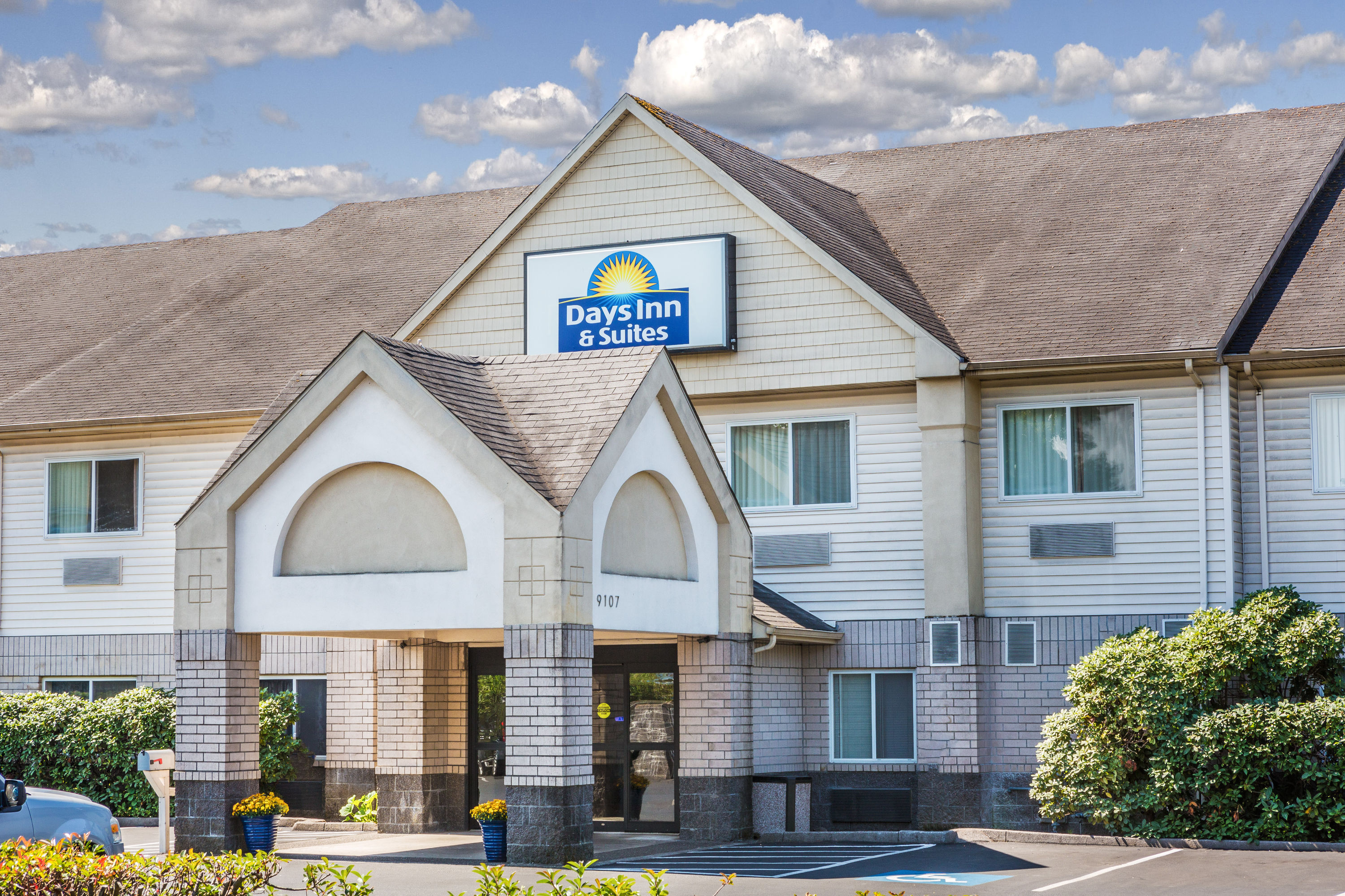Days Inn Brook Rd