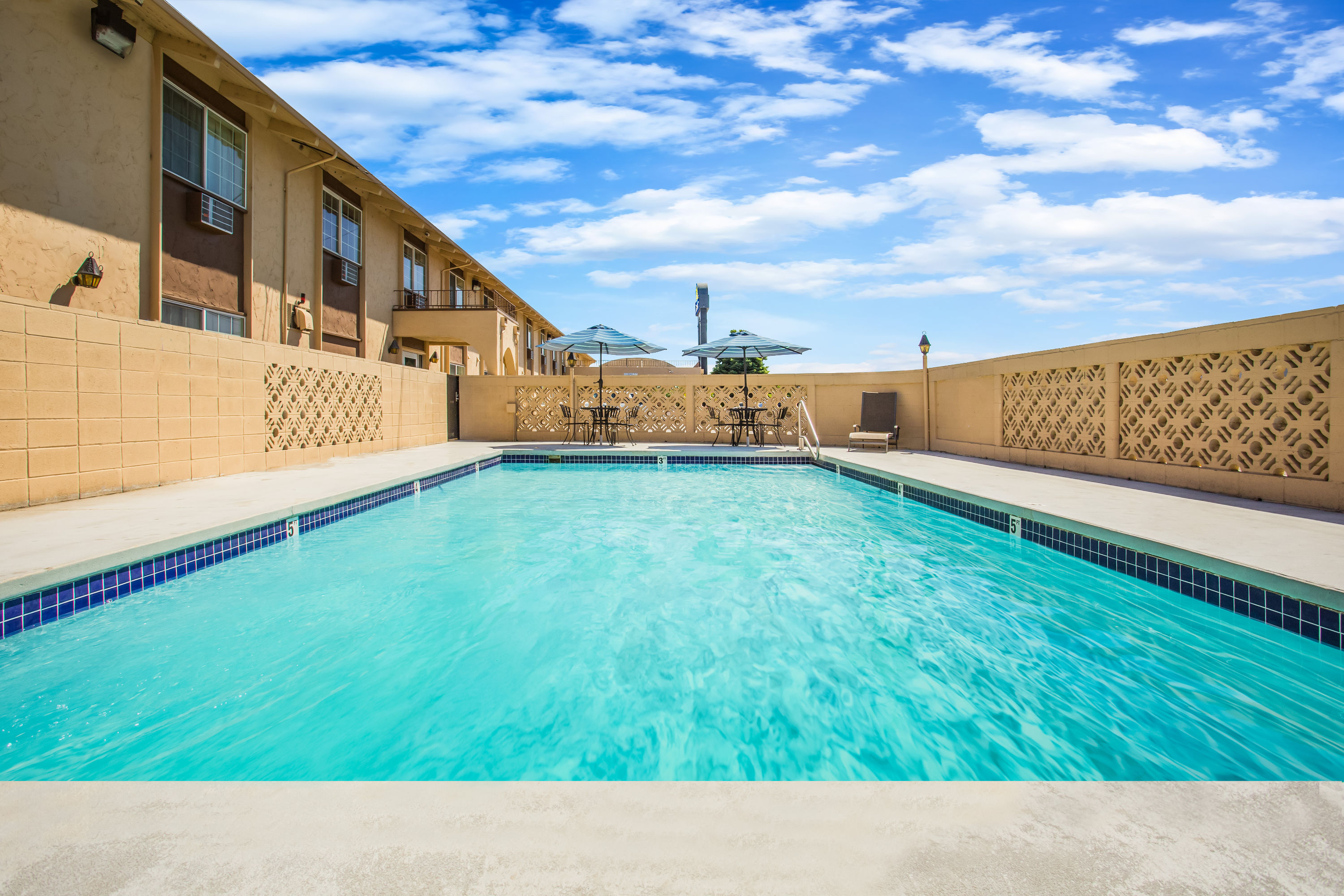 Days Inn by Wyndham Yakima Yakima, WA Hotels
