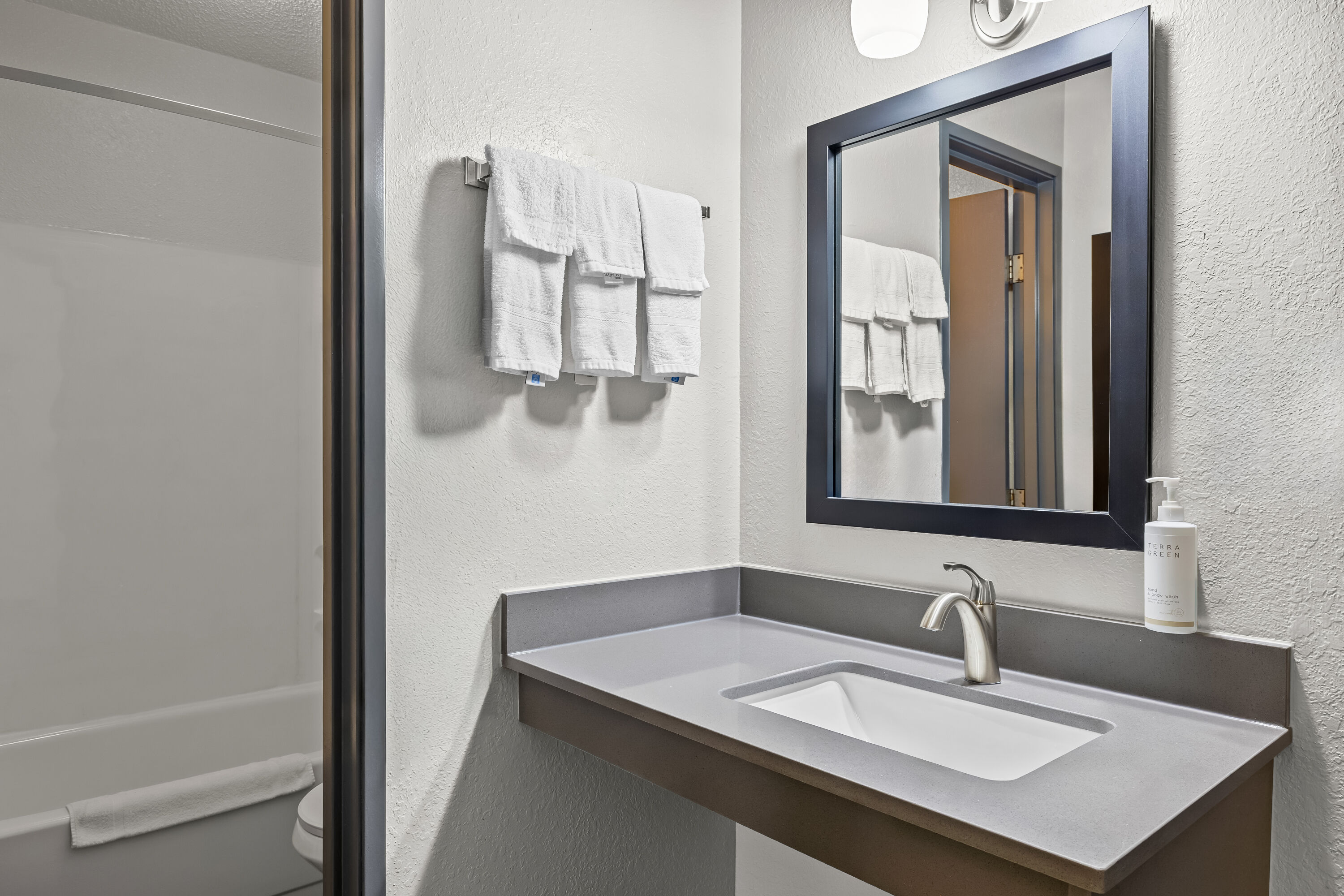 Guest room bath at the Days Inn by Wyndham Fond du Lac in Fond du Lac, Wisconsin