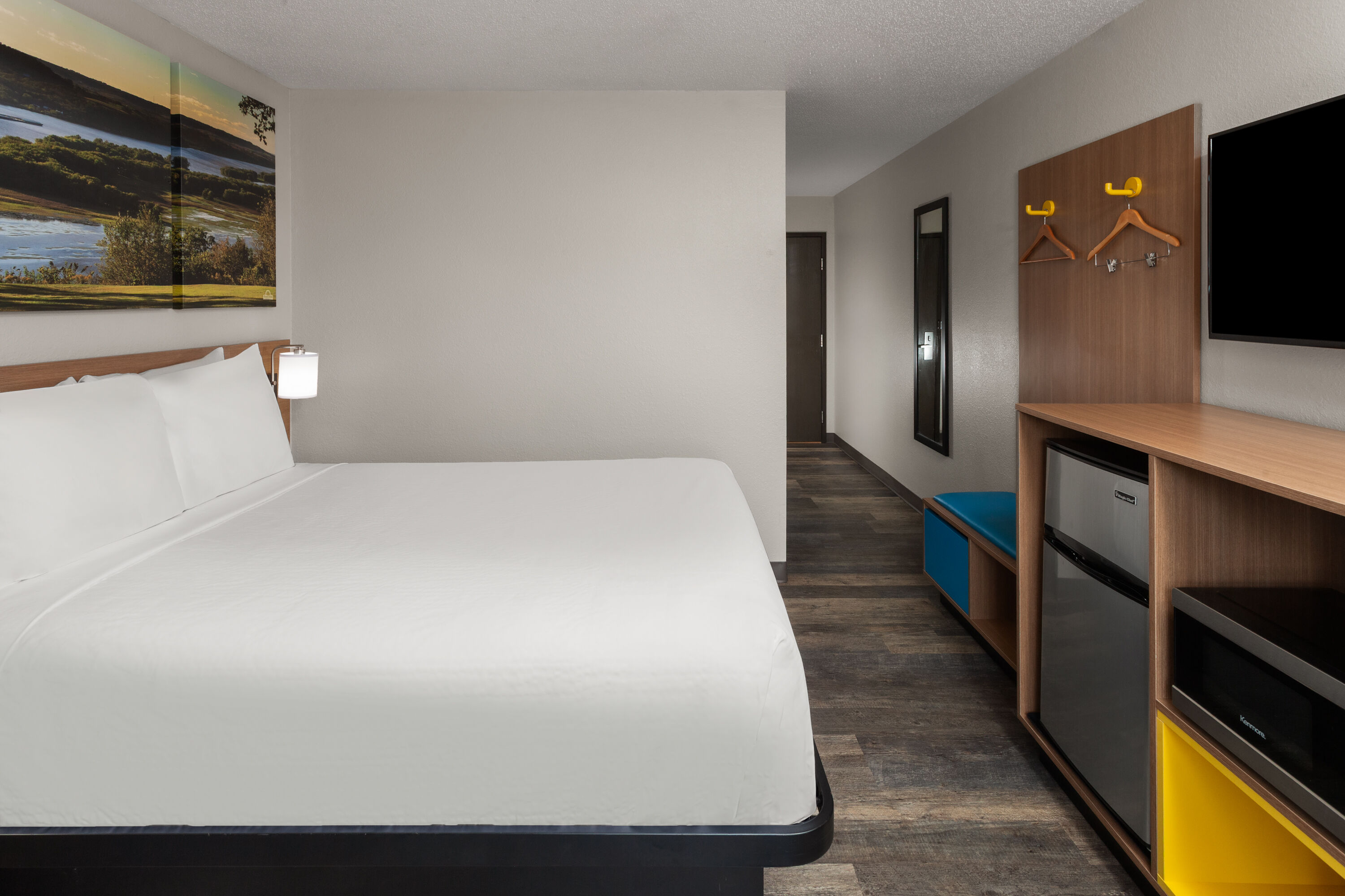 Guest room at the Days Inn & Suites by Wyndham Kaukauna WI in Kaukauna, Wisconsin