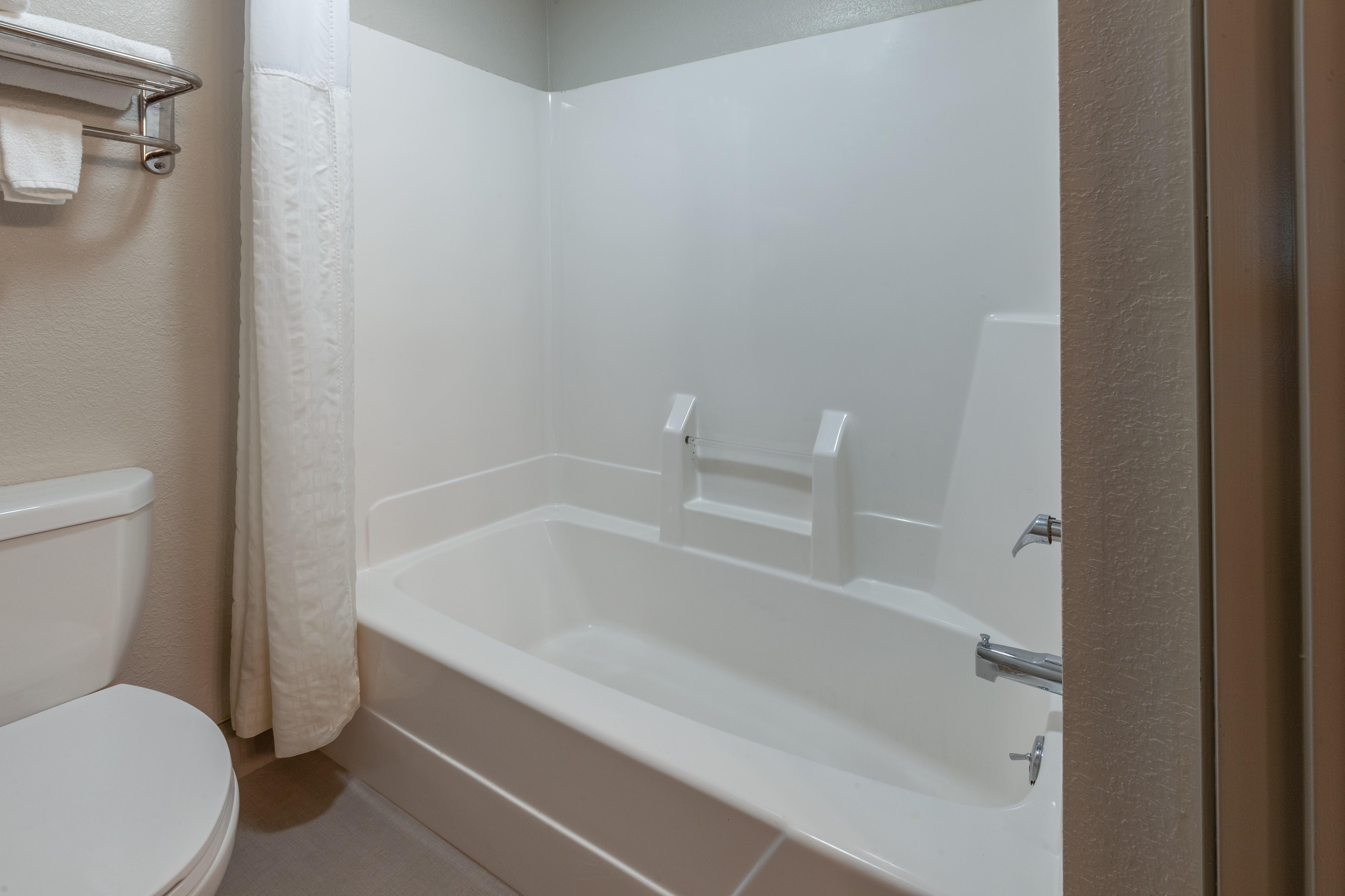 Guest room bath at the Days Inn by Wyndham Sturtevant / Racine / Mount Pleasant in Sturtevant, Wisconsin
