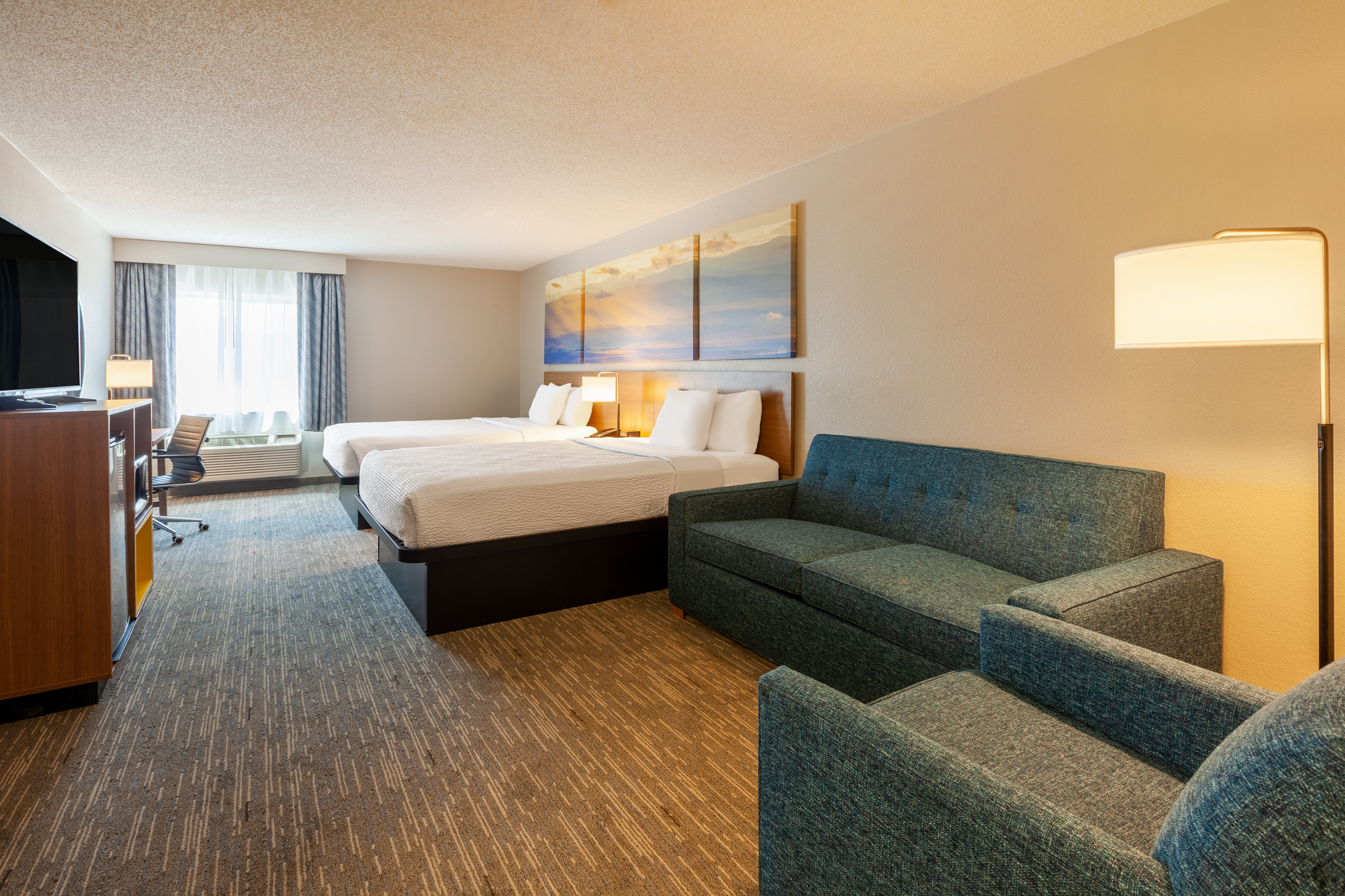 Days Inn by Wyndham Sturtevant / Racine / Mount Pleasant suite in Sturtevant, Wisconsin