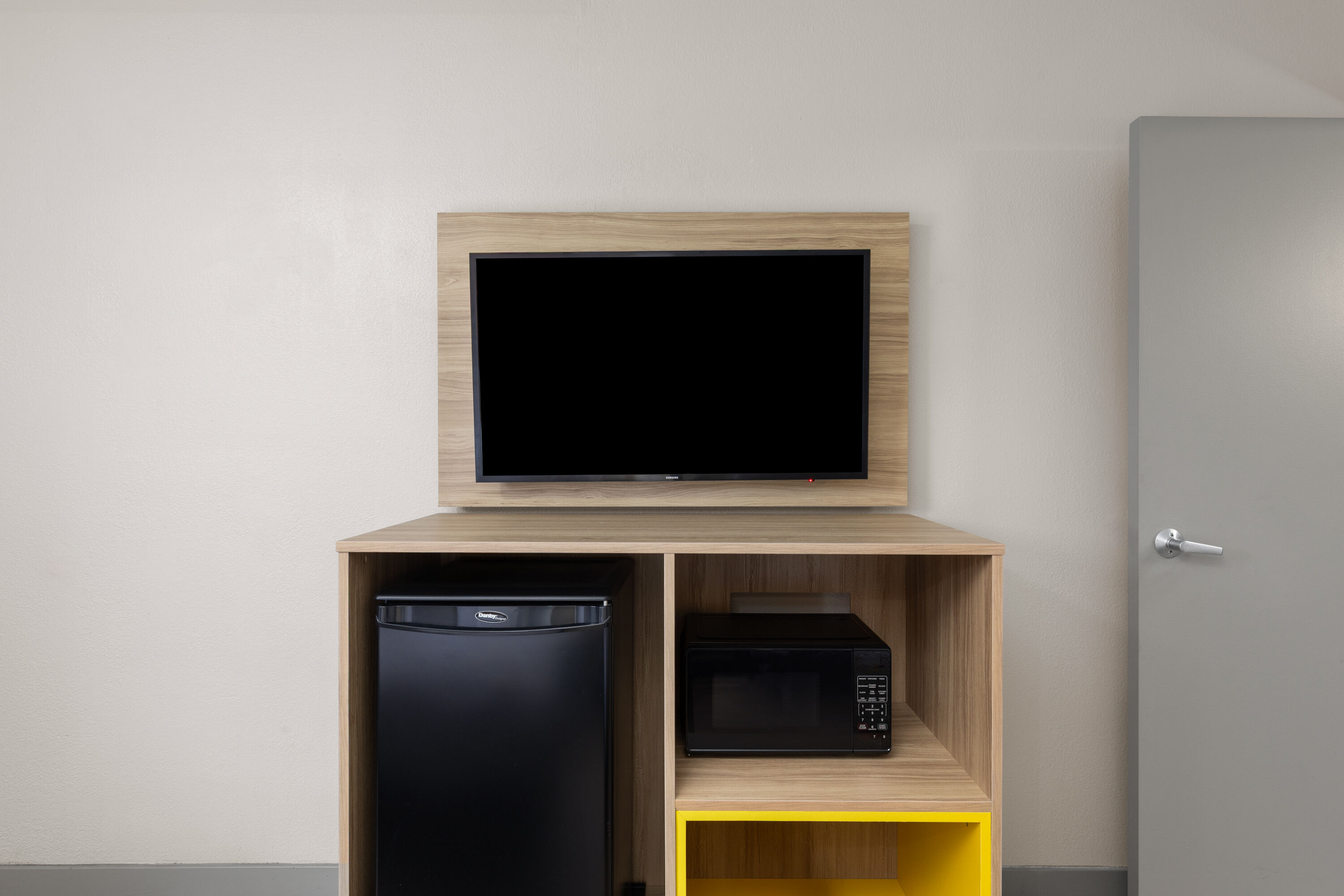 Guest room at the Days Inn by Wyndham Charleston WV in Charleston, West Virginia