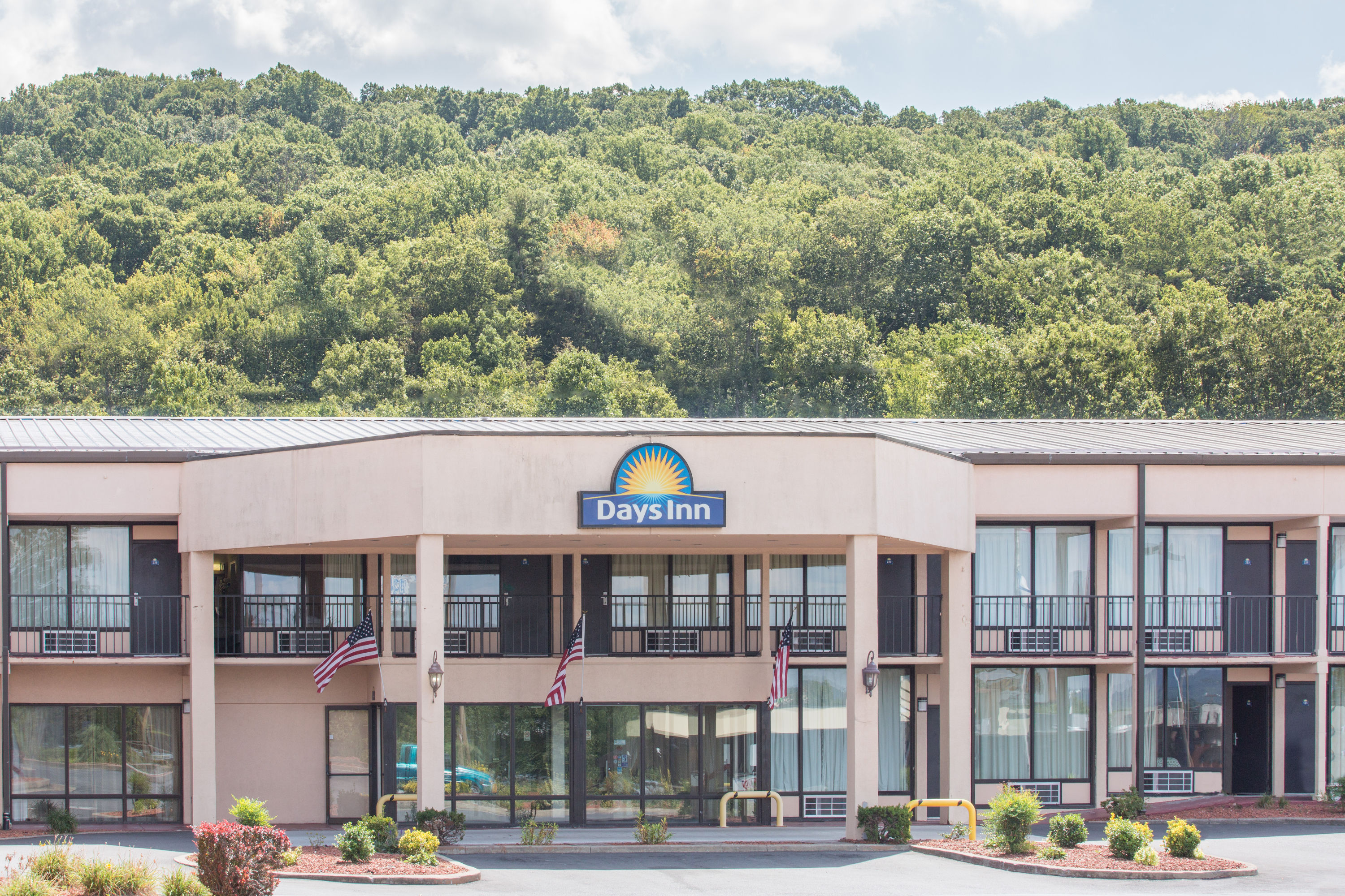 Days Inn by Wyndham Princeton Princeton, WV Hotels