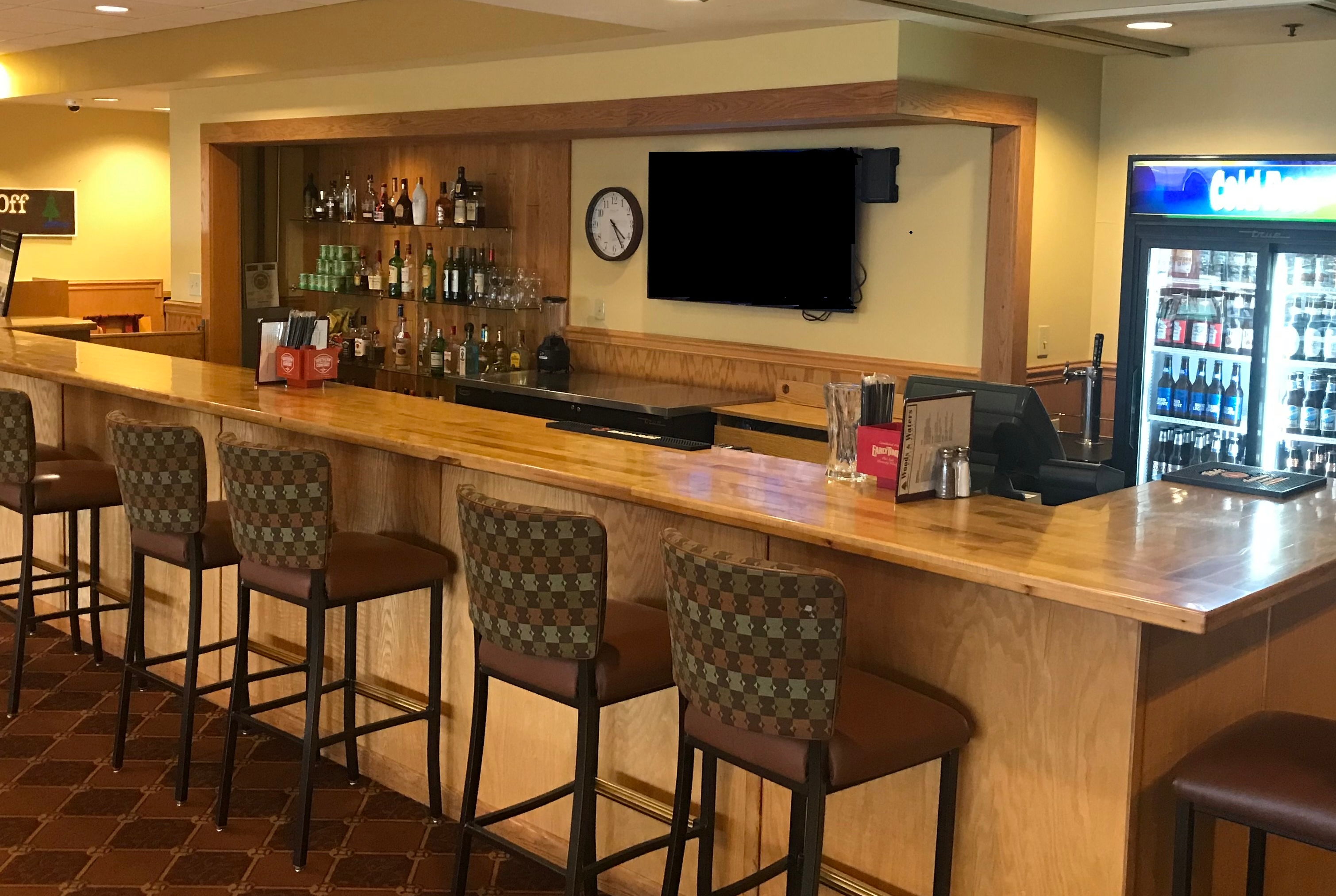 Days Inn & Suites by Wyndham Sutton Flatwoods restaurant in Sutton, West Virginia