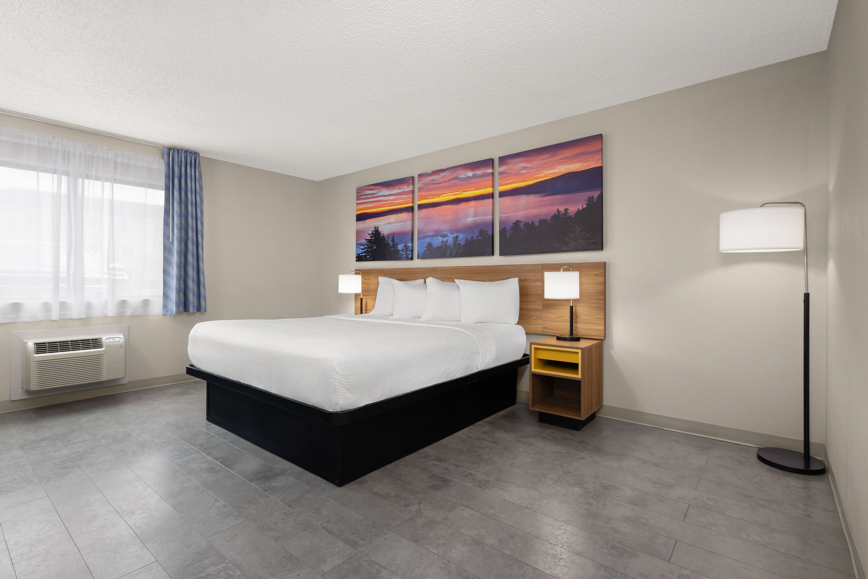 Guest room at the Days Inn by Wyndham Rawlins in Rawlins, Wyoming