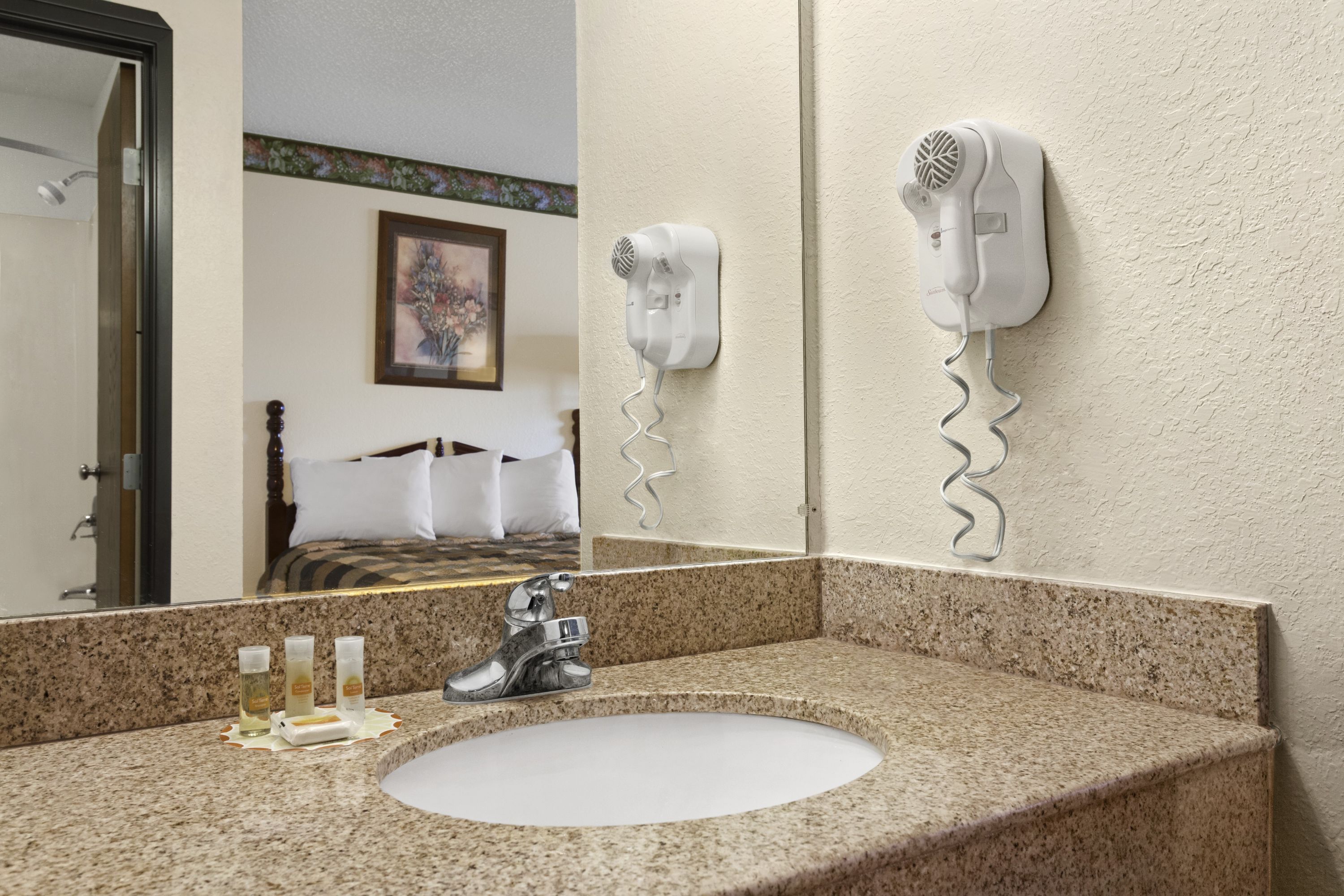 Guest room at the Days Inn by Wyndham Sheridan in Sheridan, Wyoming